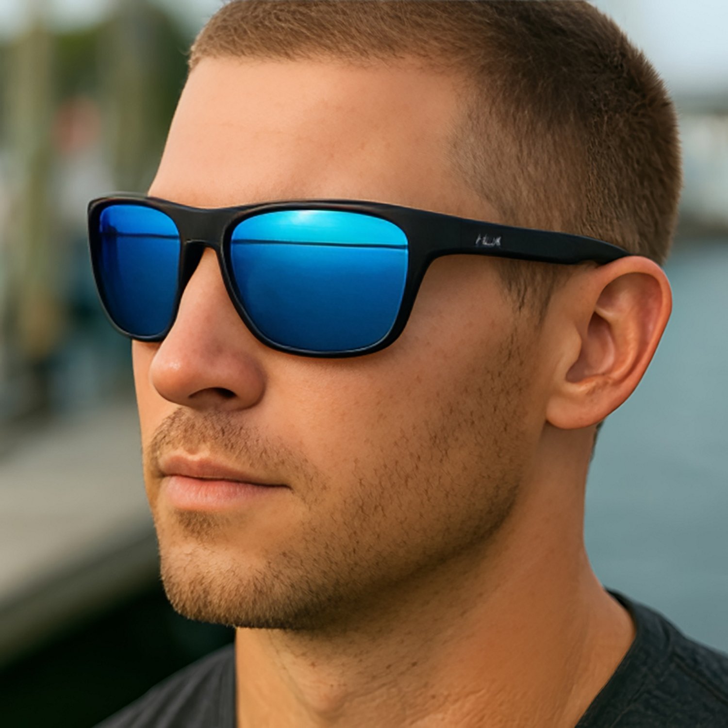 Huk Swivel Sunglasses - view number 2
