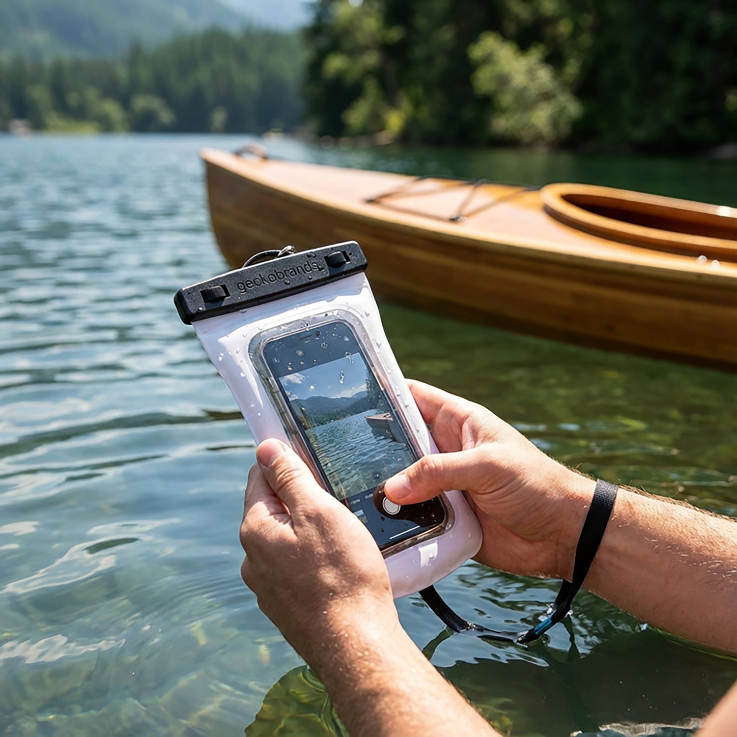 geckobrands Float Phone Dry Bag - view number 3