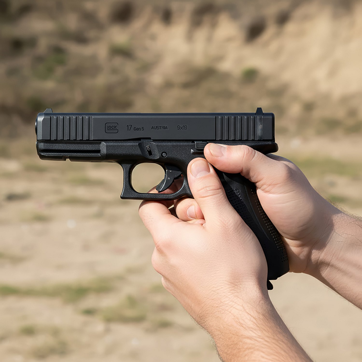 GLOCK 17 - G17 9mm Semiautomatic Pistol - view number 6