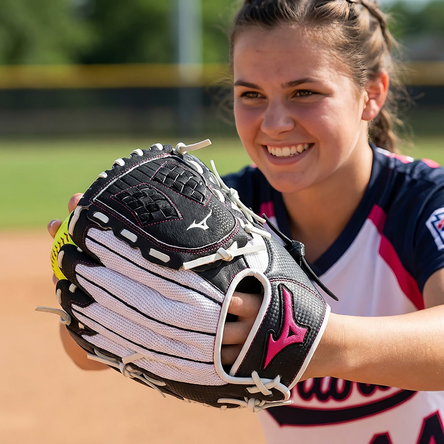Mizuno Girls' Prospect Finch Series 10 in Softball Glove                                                                         - view number 5