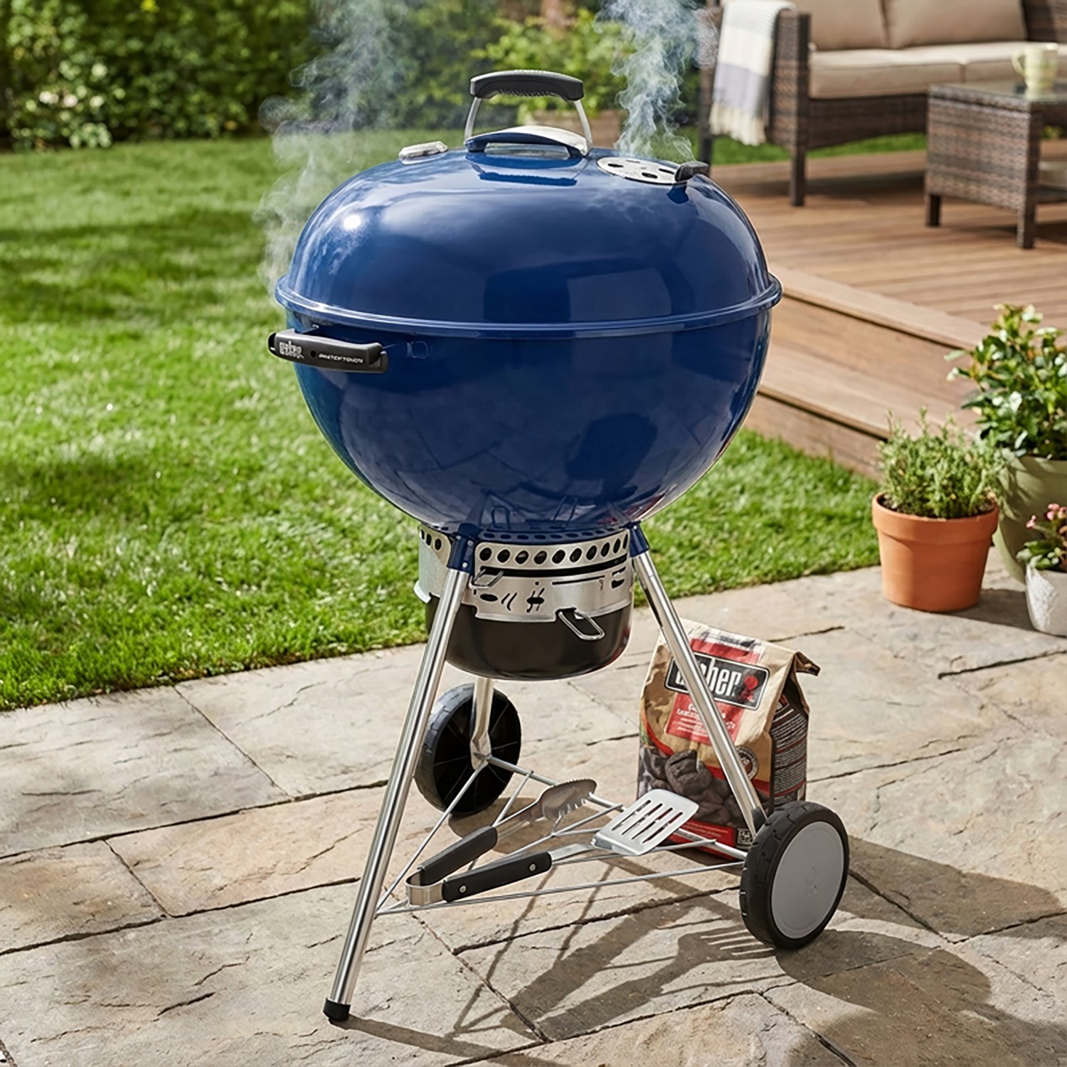 Weber 22 in Master-Touch Charcoal Grill                                                                                          - view number 8