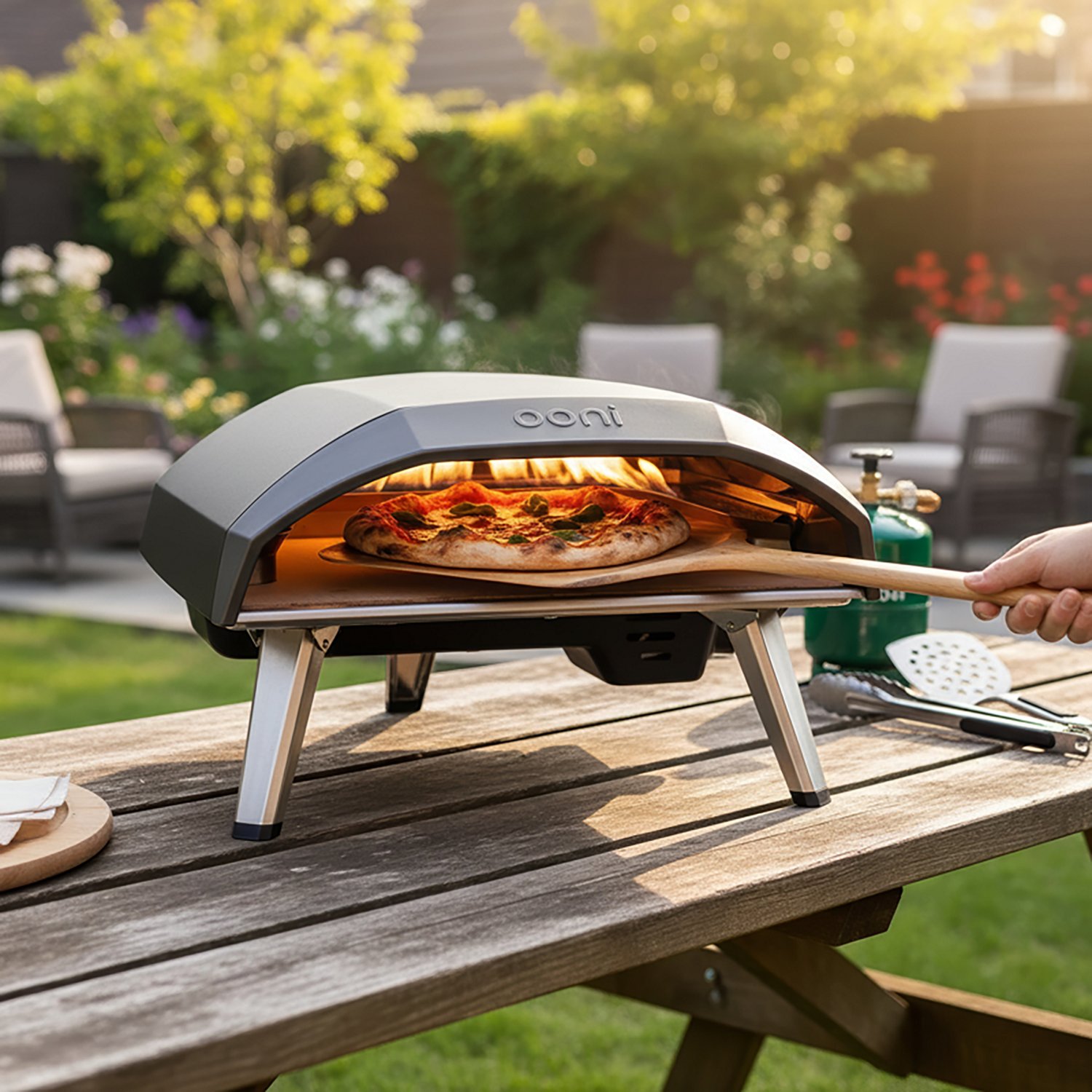 Ooni Koda 16 in Gas Pizza Oven