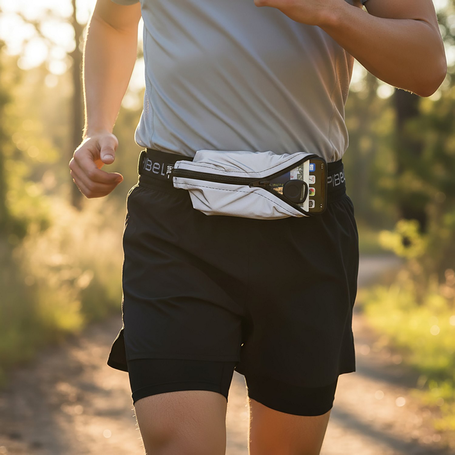 SPIbelt Reflective Running Pocket - view number 2