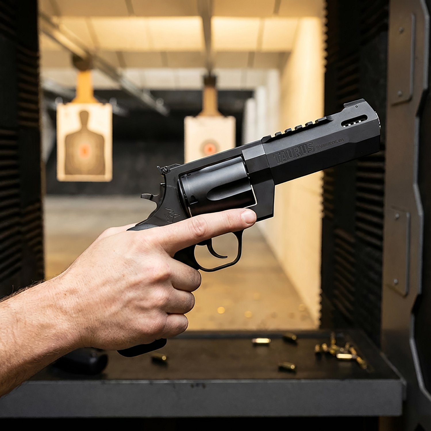 Taurus Raging Hunter Matte 460 S&W Mag Revolver - view number 2