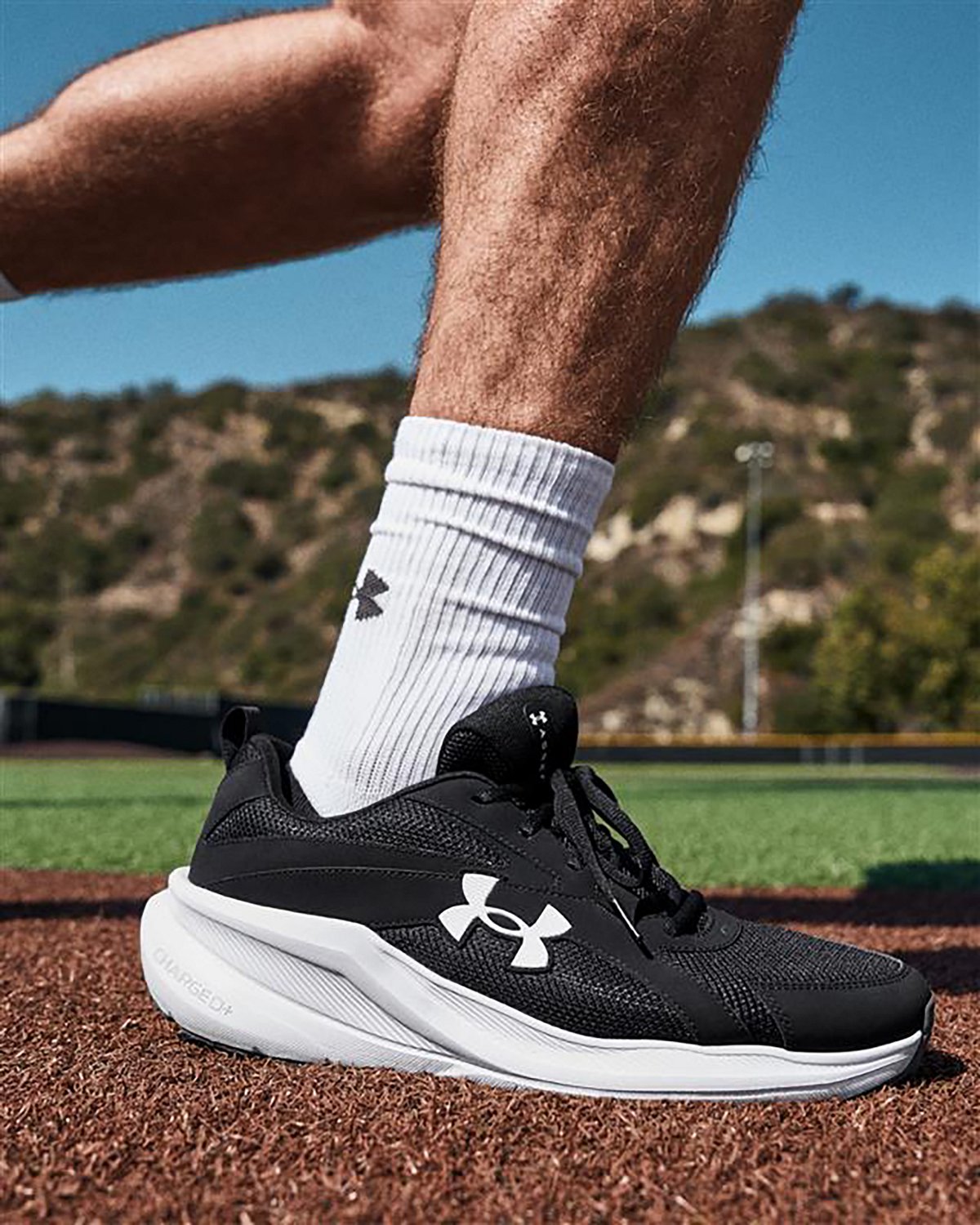 Under Armour Men's Charged Assert 11 Shoes - view number 6