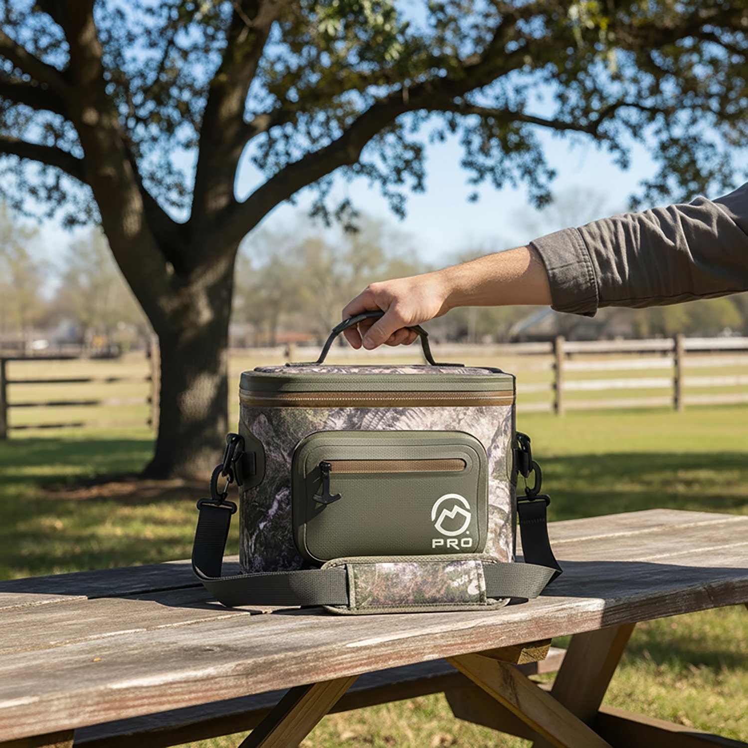 Magellan Outdoors Leakproof Camo 12-Can Square Cooler - view number 7