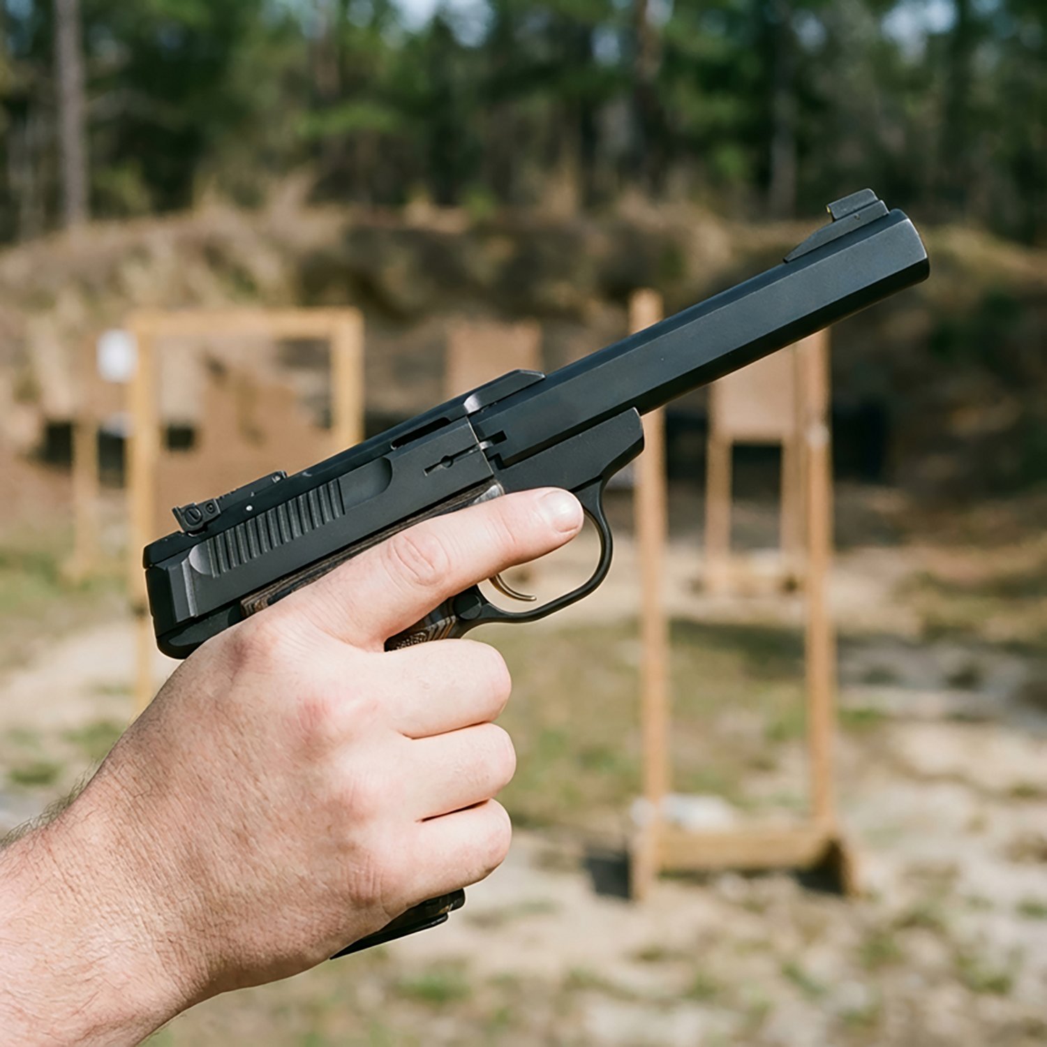 Browning Buck Mark Plus CA Compliant 22 LR 5.50 in Rimfire Pistol - view number 2