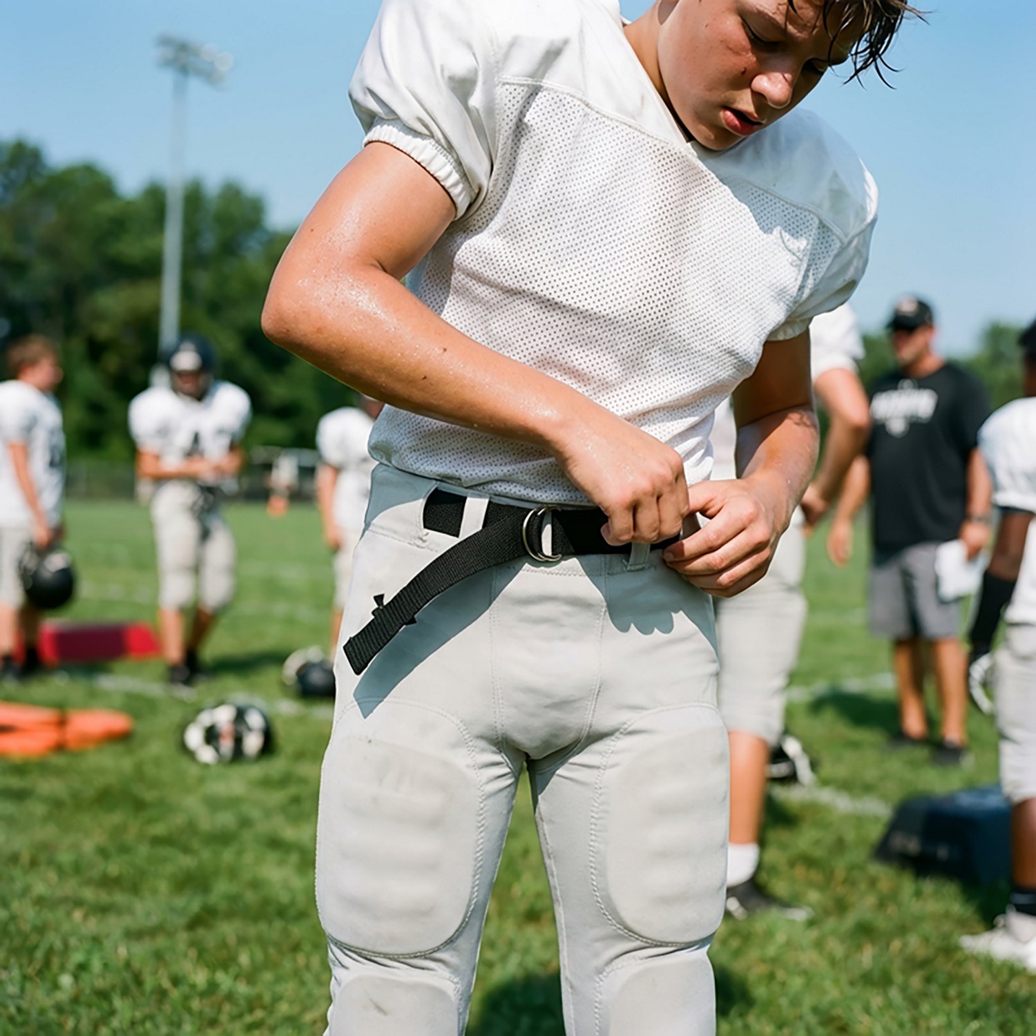 McDavid OSFM Football Belt                                                                                                       - view number 3