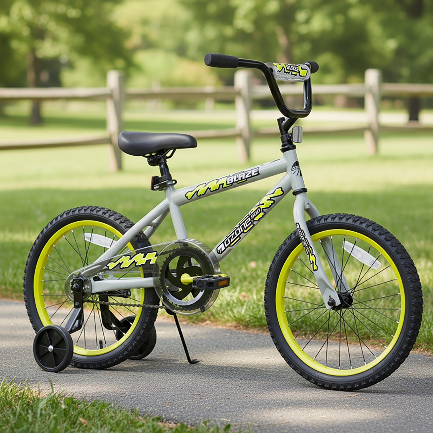 Ozone 500 Boys’ Blaze 18 in Bike