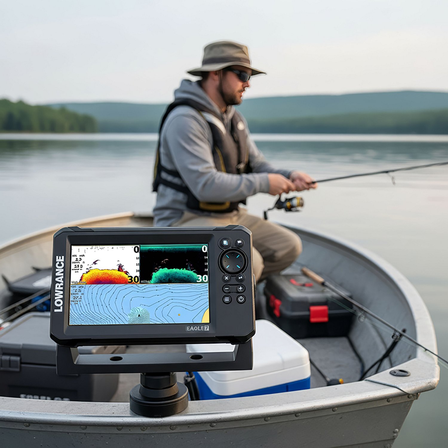 Lowrance Eagle 7 SlipShot GPS and Fish Finder Combo