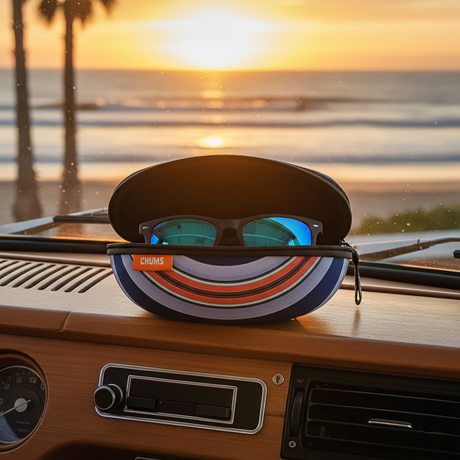 Chums Transporter LTD Eyewear Case - view number 5