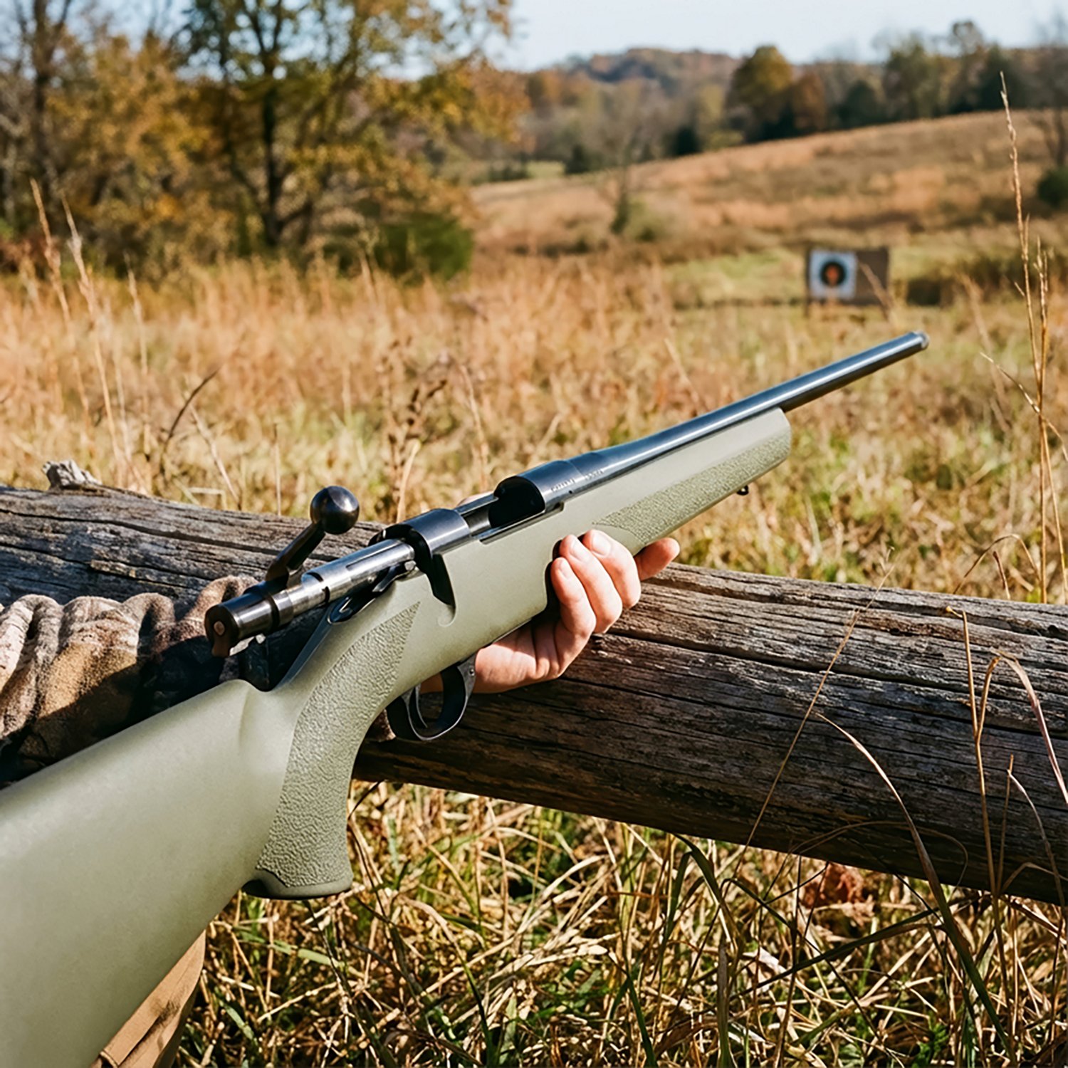 Howa M1500 Hogue 6.5 Creedmoor 24 in 5RD THD Bolt Rifle - view number 2