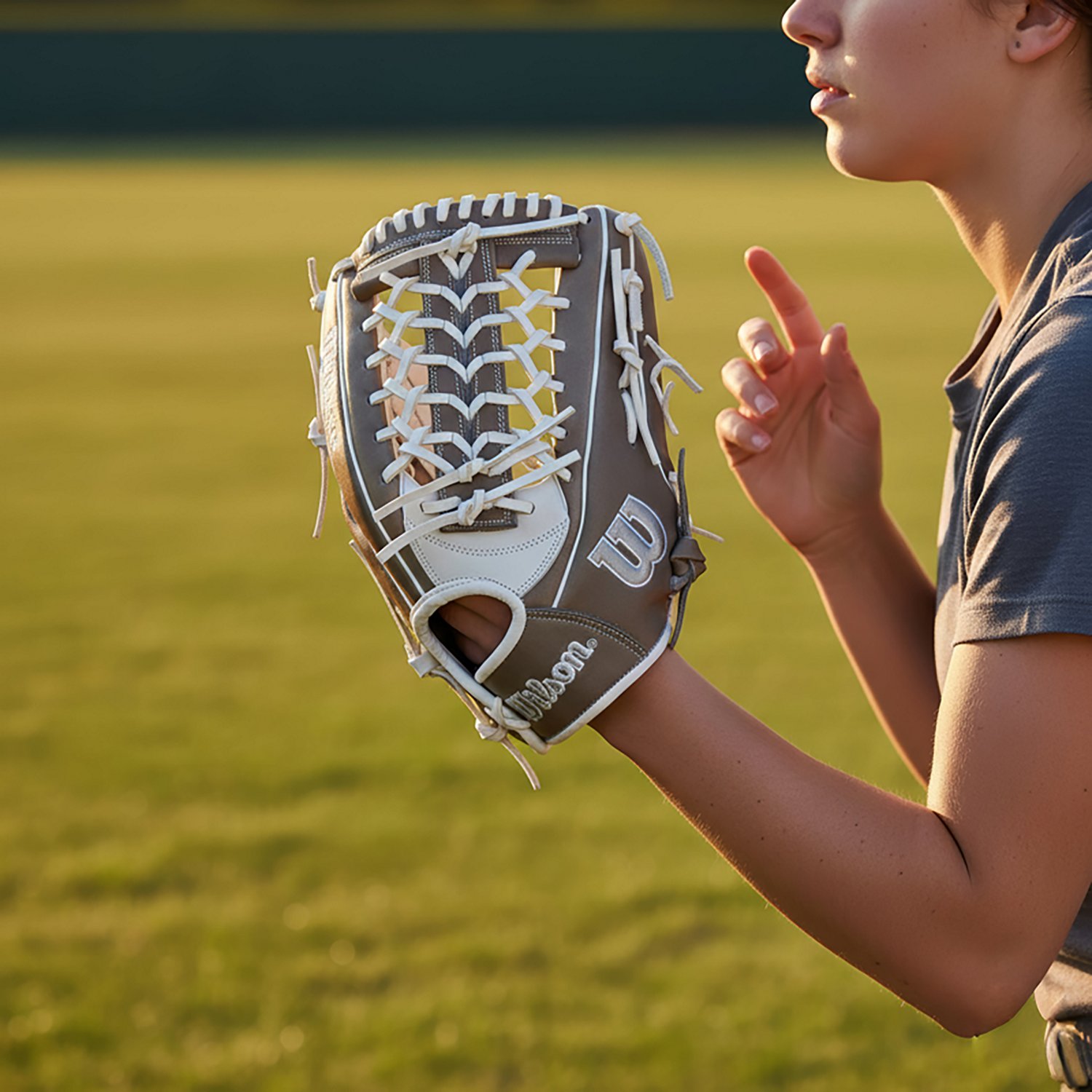 Wilson 12.5 in A1000 T125 Outfield Fast-Pitch Softball Glove                                                                     - view number 6