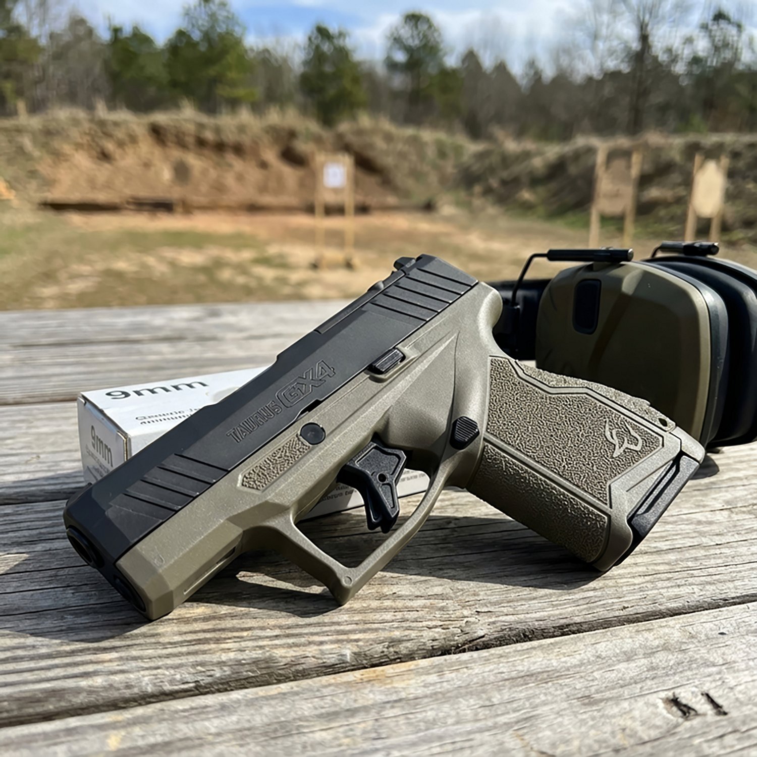 Taurus GX4 9mm Semi-Auto Pistol - view number 2