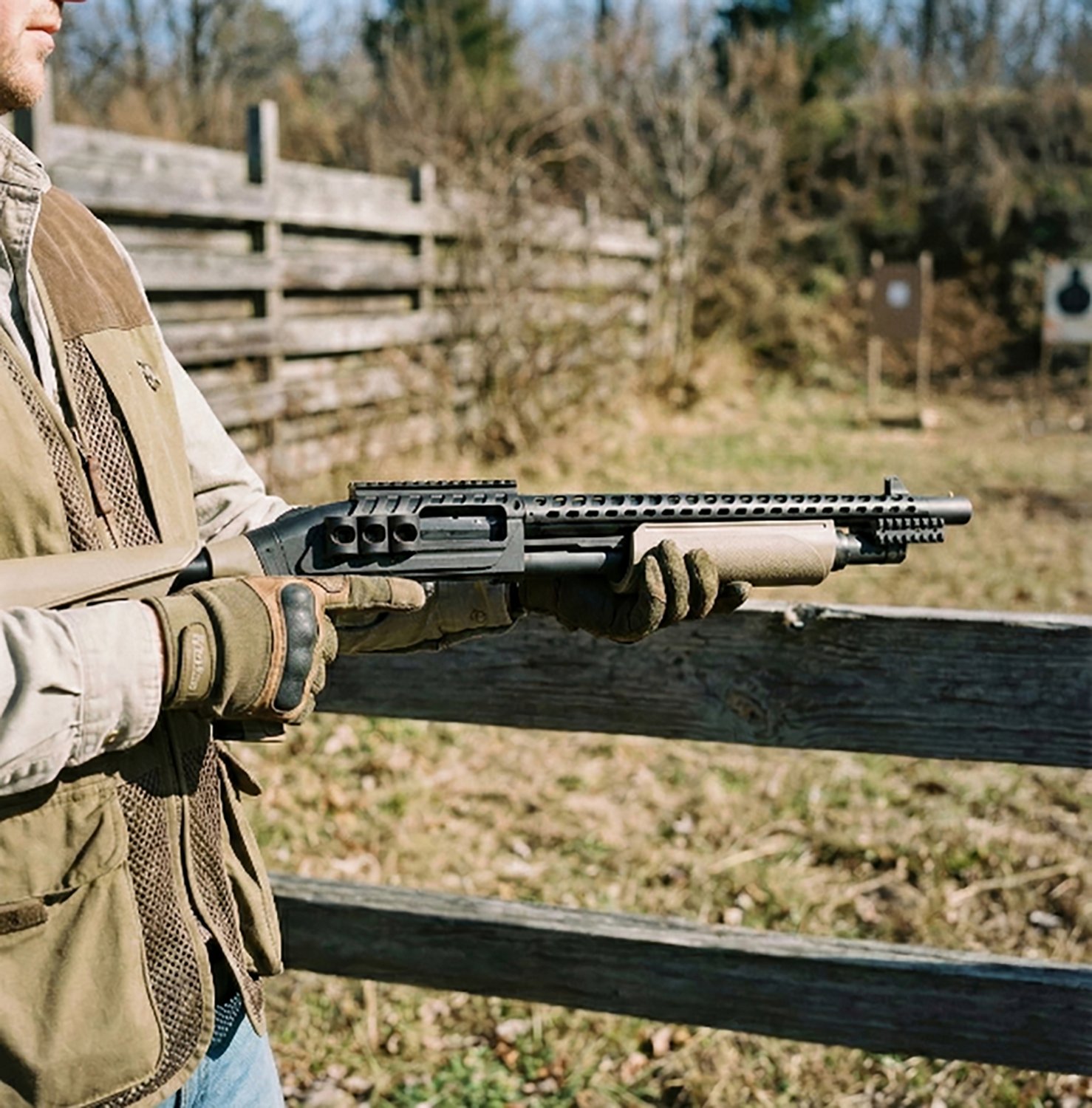 Mossberg 500 Scorpion 12 Gauge Pump-Action Shotgun - view number 2