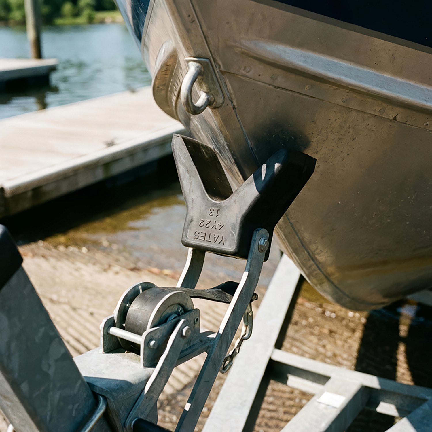 C.E. Smith Company Rubber Bow Guard - view number 2