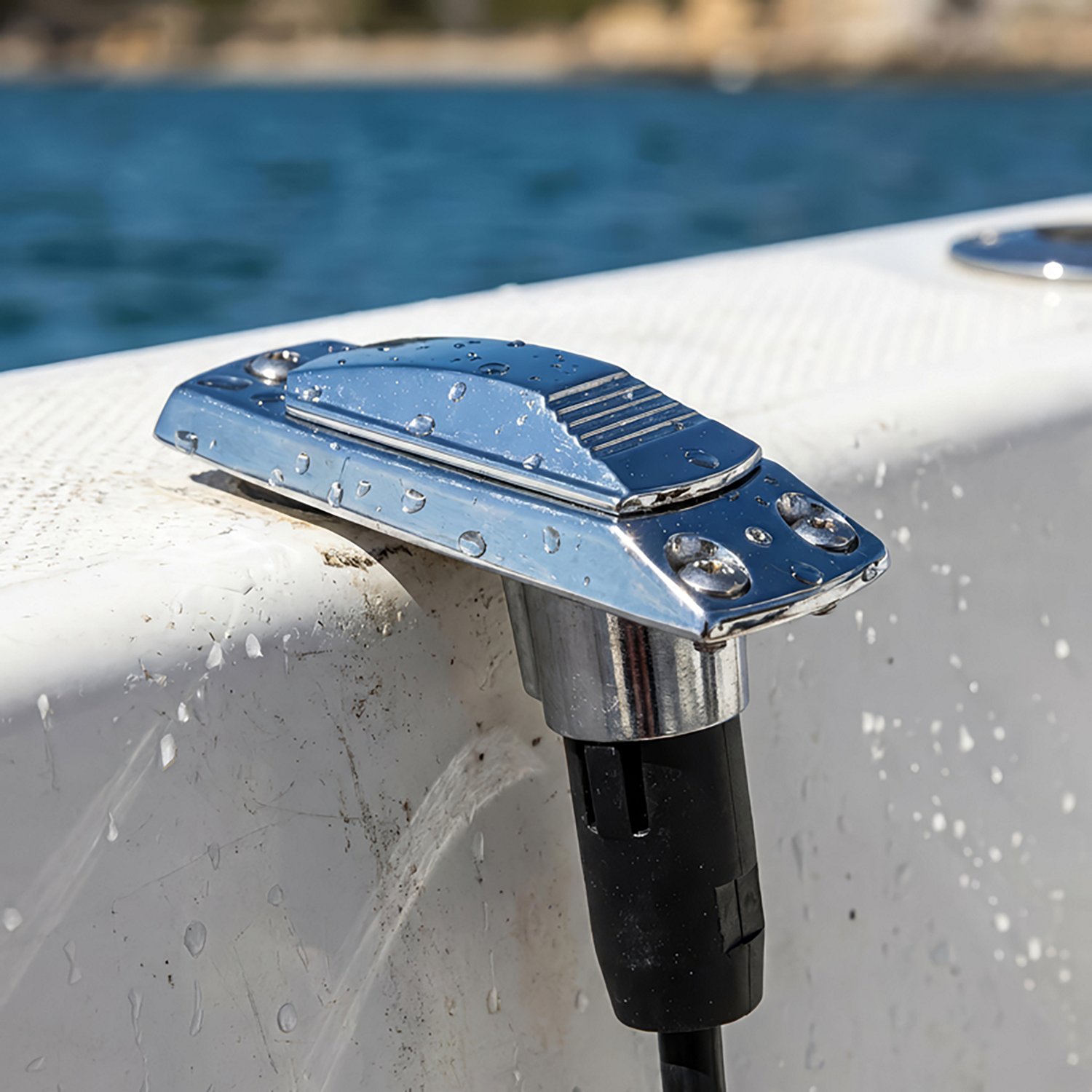 Marine Raider Plug-In Stern Navigation Light Base                                                                                - view number 3