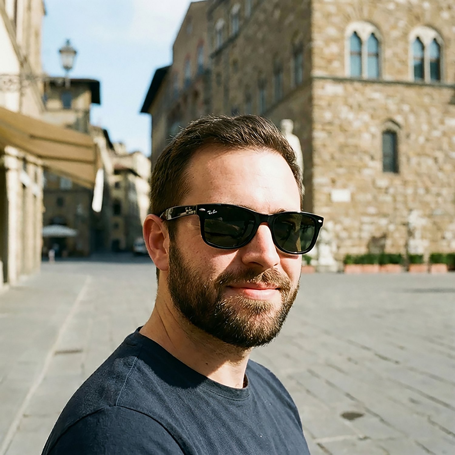 Ray-Ban Wayfarer Icons Sunglasses                                                                                                - view number 2