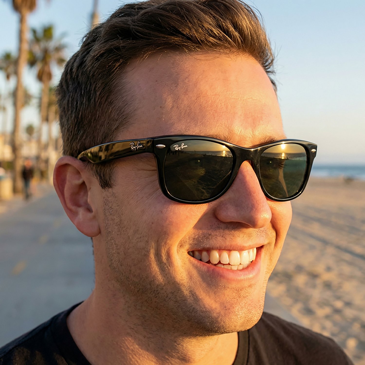 Ray-Ban Wayfarer Icons Sunglasses                                                                                                - view number 3