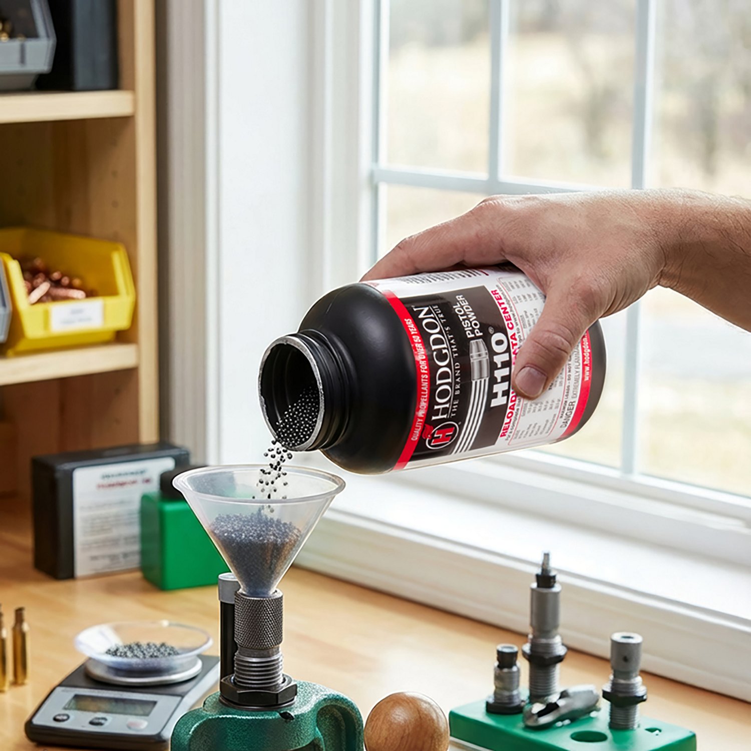 Hodgdon H110 1 lb Spherical Pistol/Shotgun Powder - view number 2