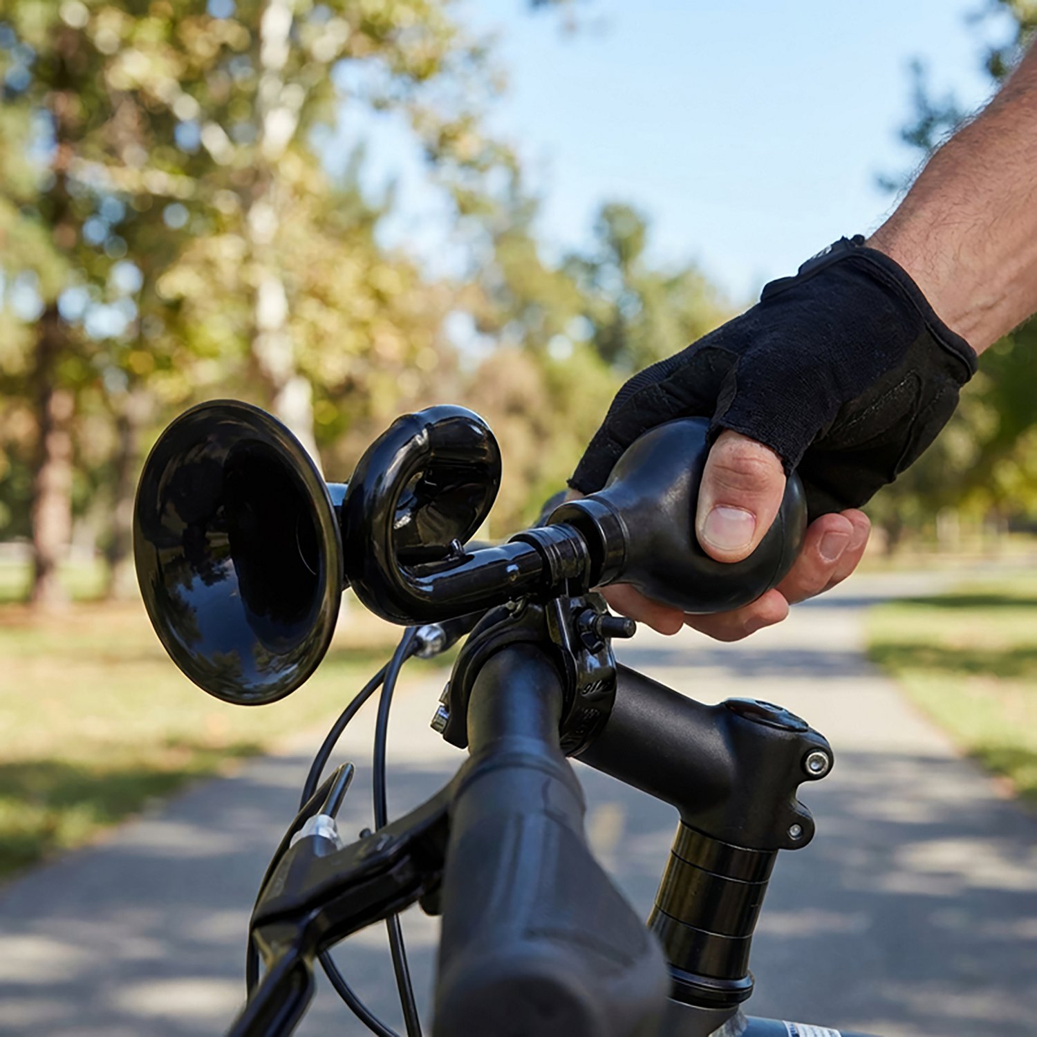 Bell Honker™ 350 Bugle Bicycle Horn - view number 2