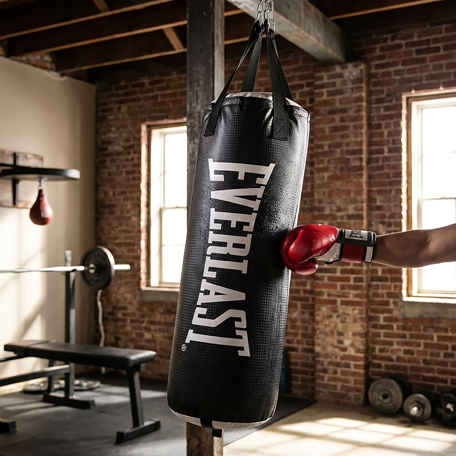 Everlast Nevatear 40 lb Heavy Bag - view number 3