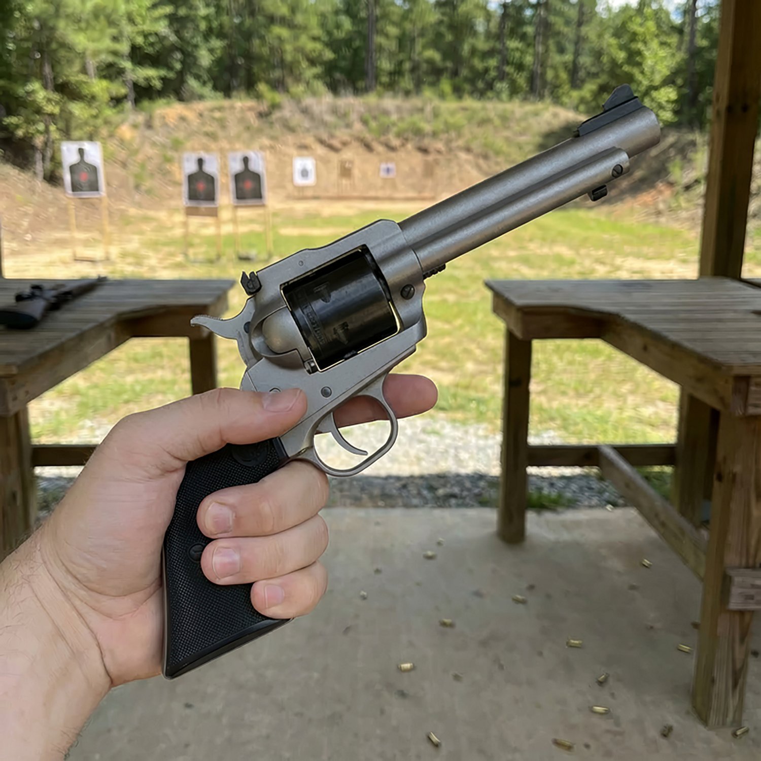 Ruger Super Wrangler 22 LR Revolver - view number 2