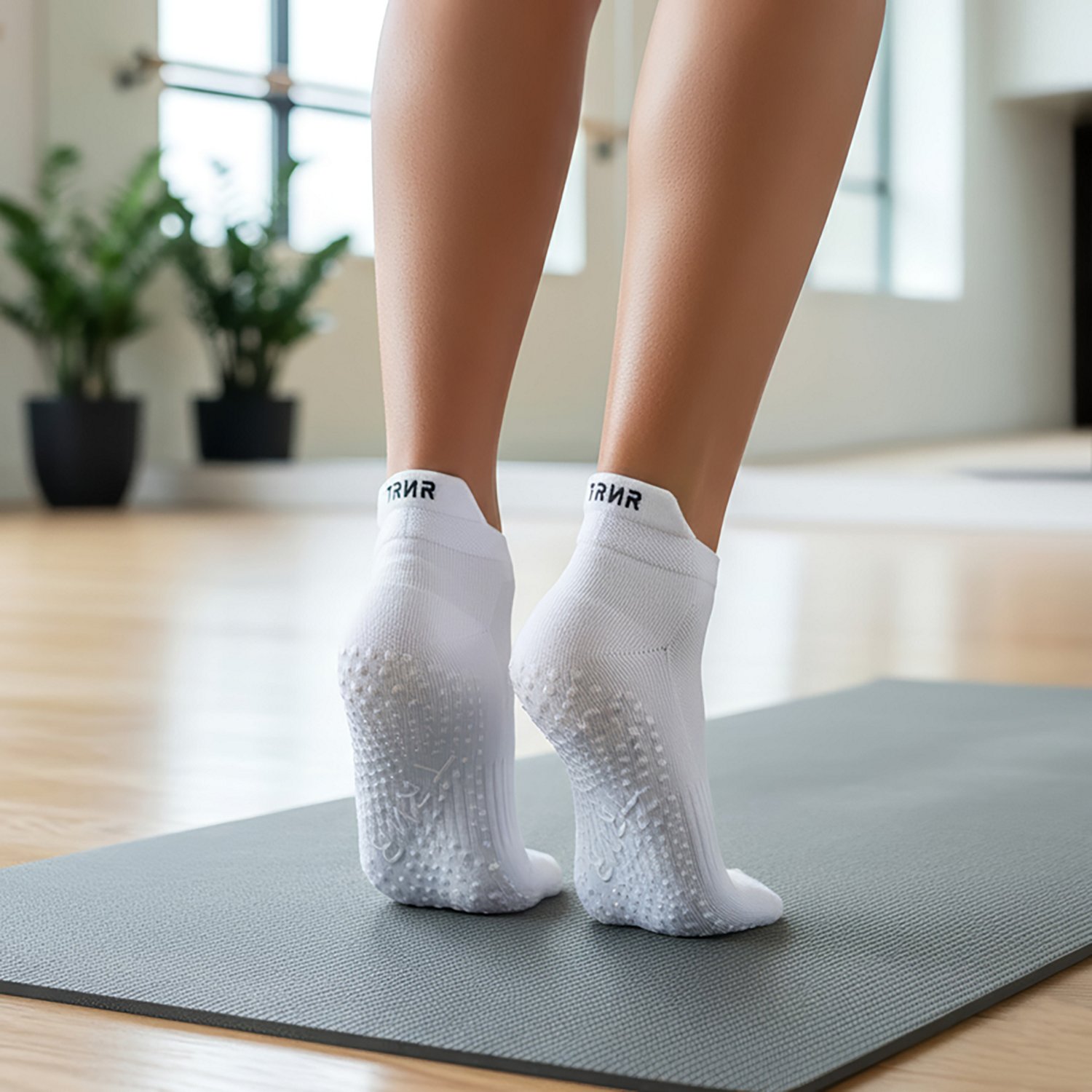 TRNR Ankle Grip Socks - view number 8