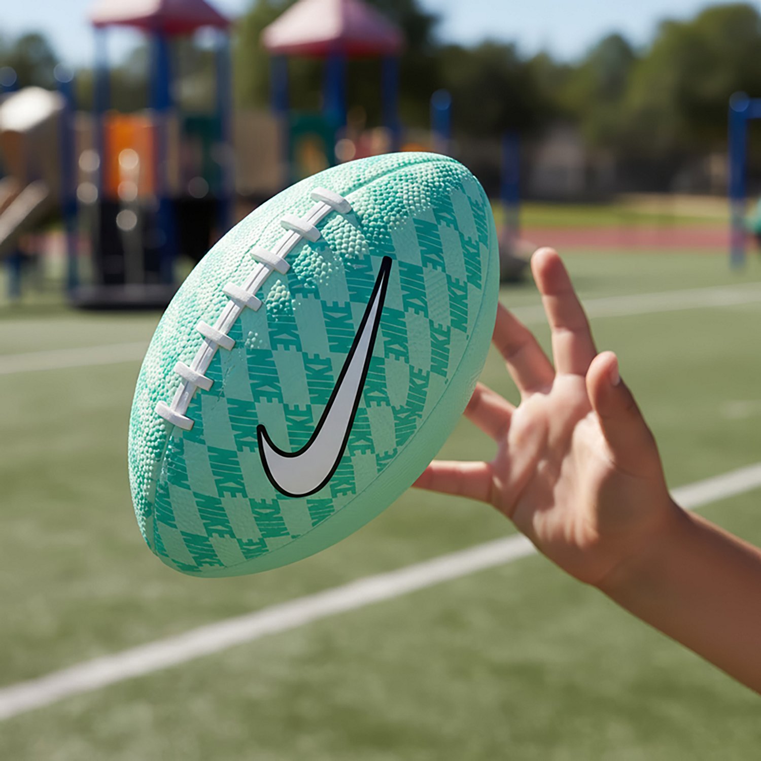 Nike Playground Graphic Mini Football - view number 2