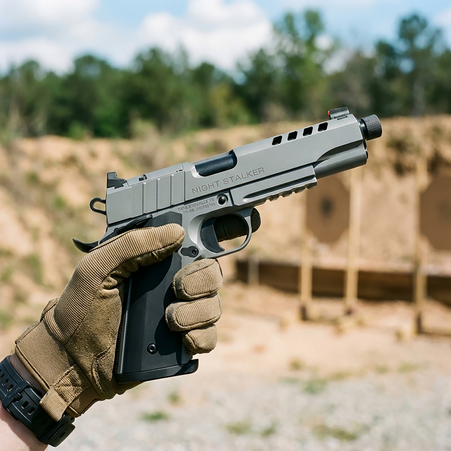 Tisas Night Stalker Steel Frame 9mm 5 in 8-Round Pistol - view number 2