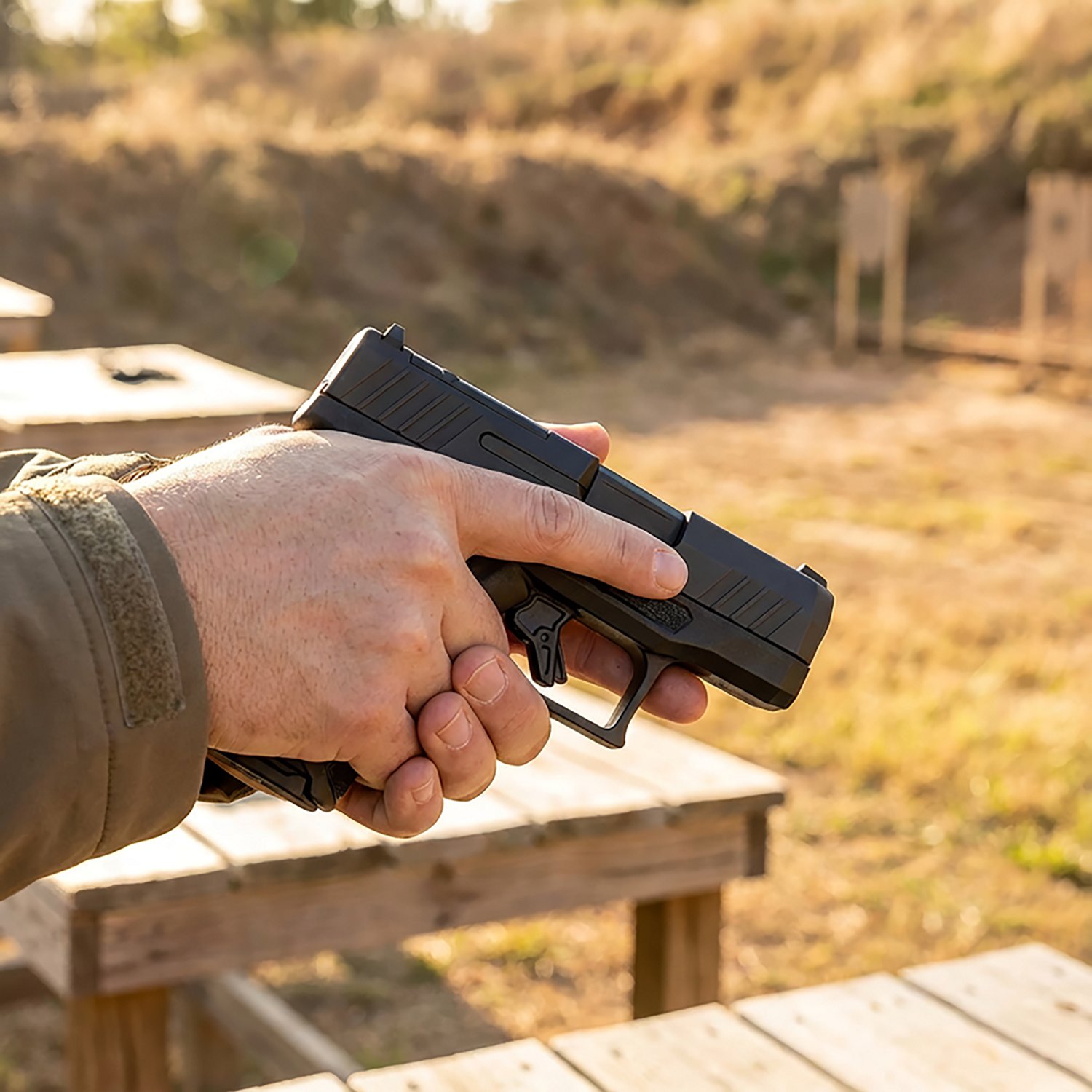 Taurus GX4 T.O.R.O 9mm Pistol - view number 2