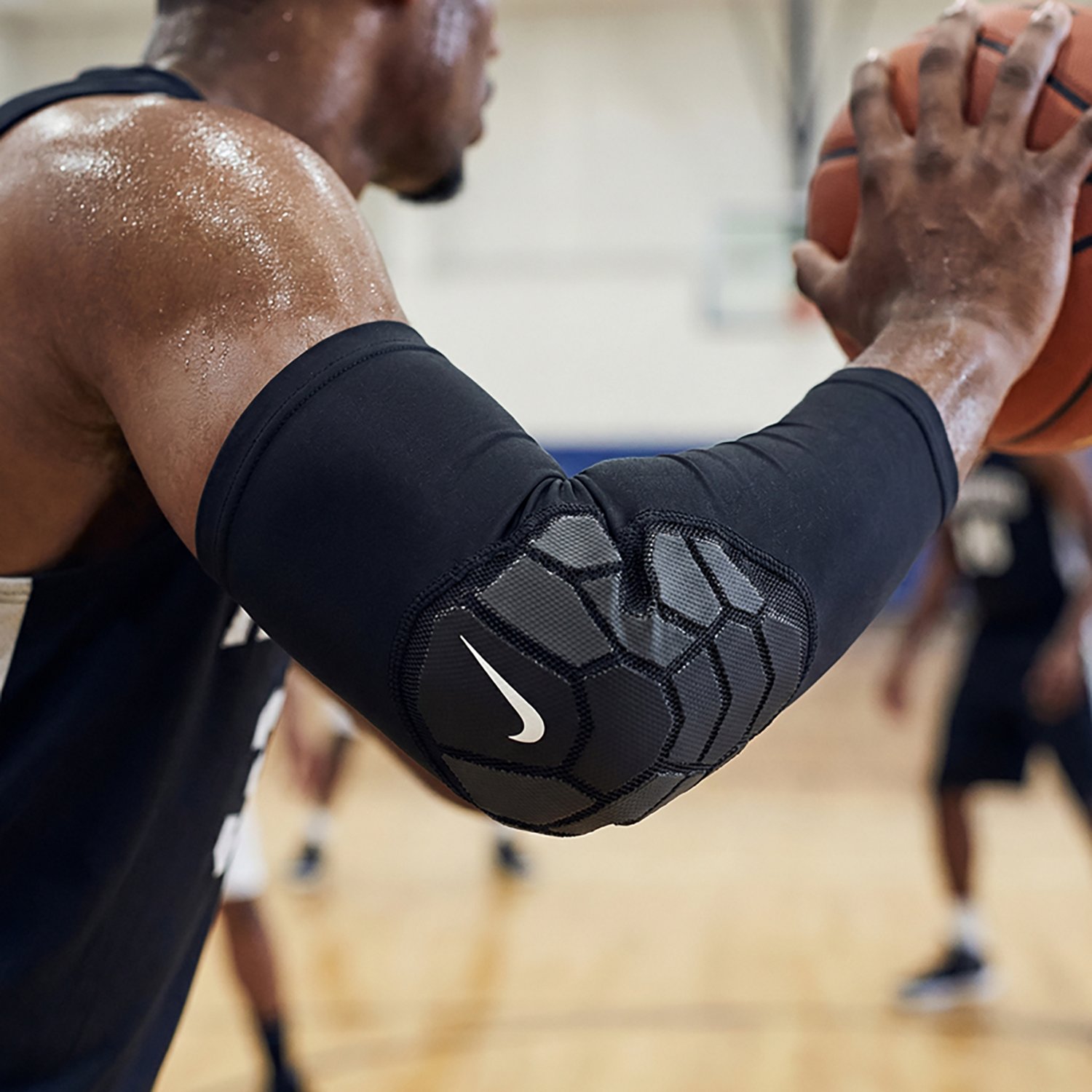 Nike Adults' Pro Hyperstrong 3.0 Padded Elbow Sleeve - view number 2