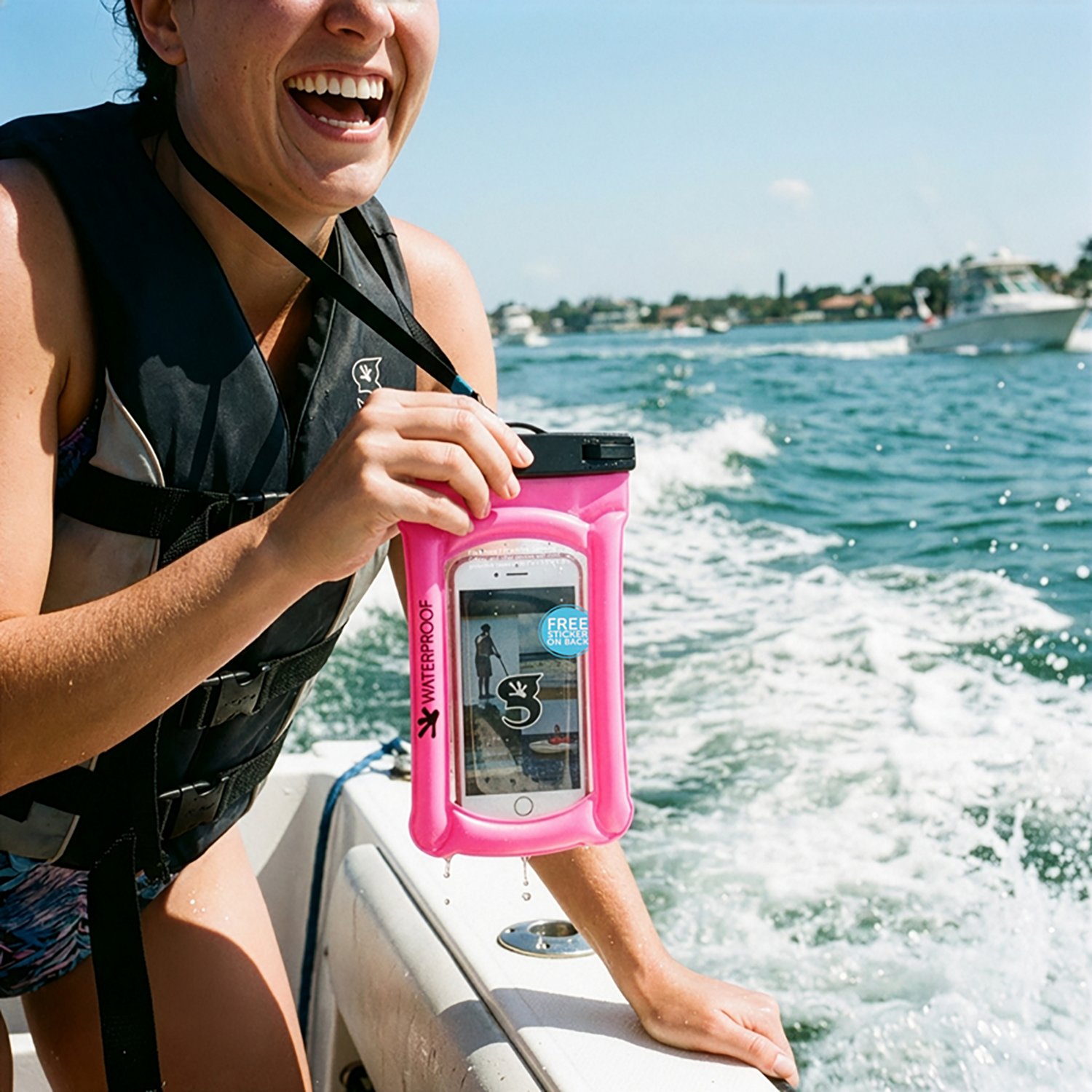 geckobrands Float Phone Dry Bag - view number 4