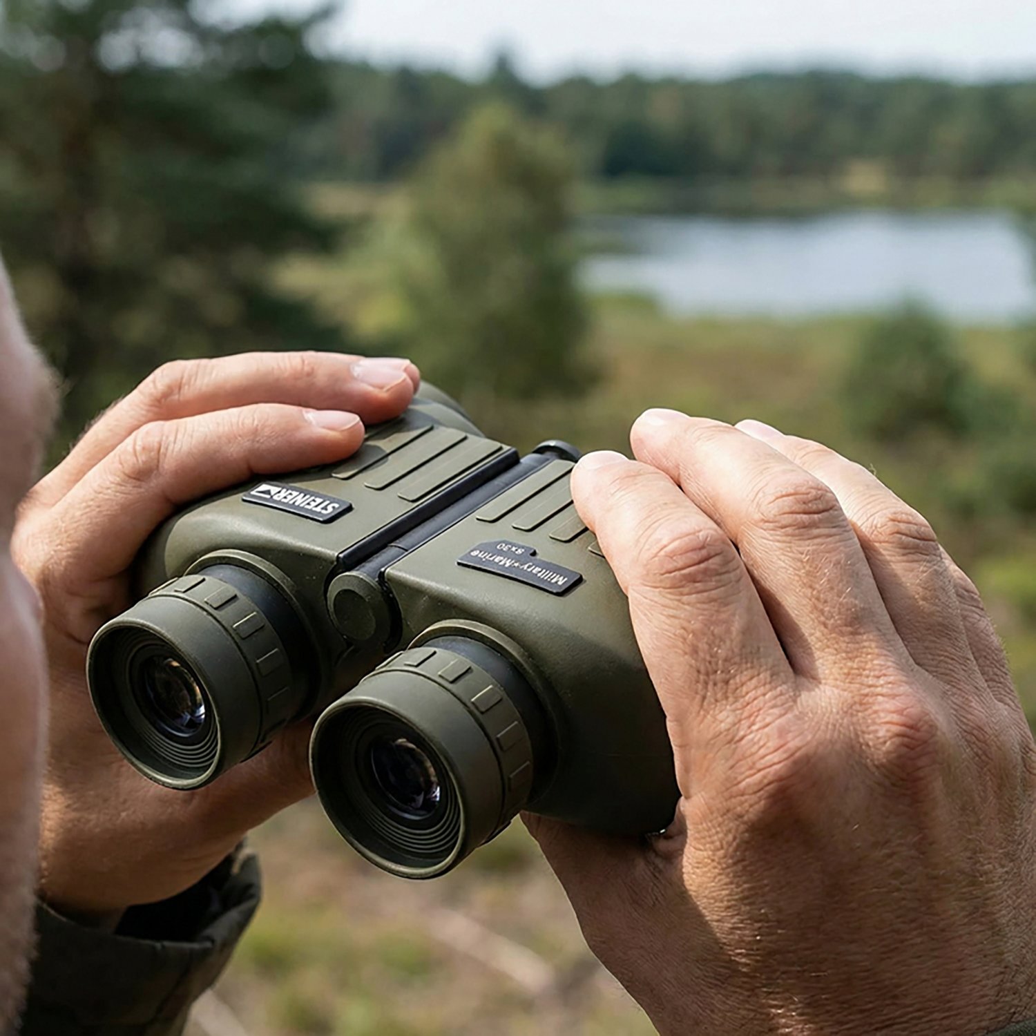 Steiner 2033 Military-Marine 8 x 30 Porro Prism Binoculars - view number 2