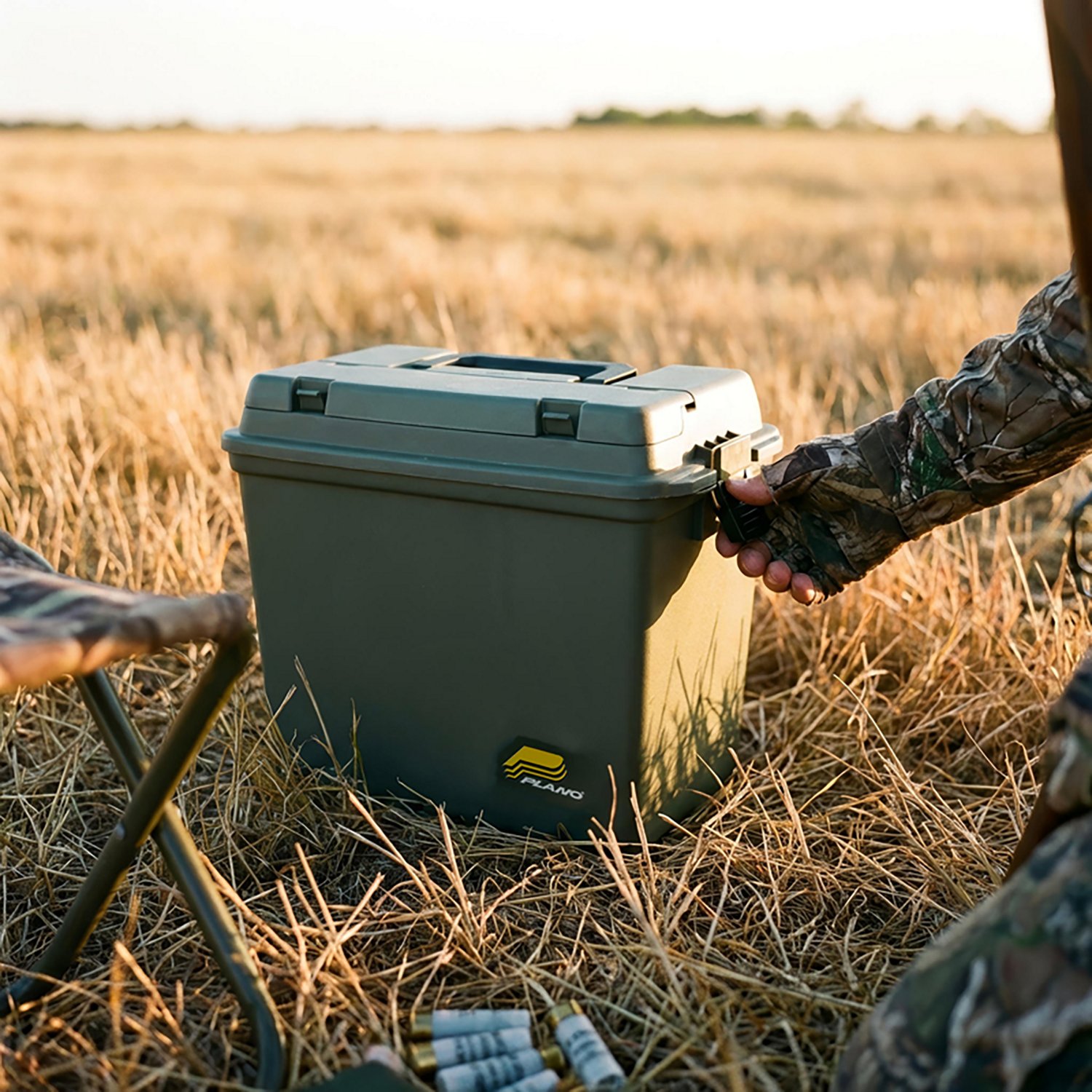 Plano 1812 Magnum Field/Ammo Box - view number 4