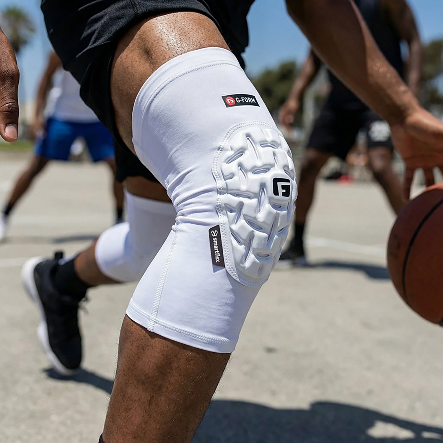 G-Form Pro Team Knee Sleeve - view number 3