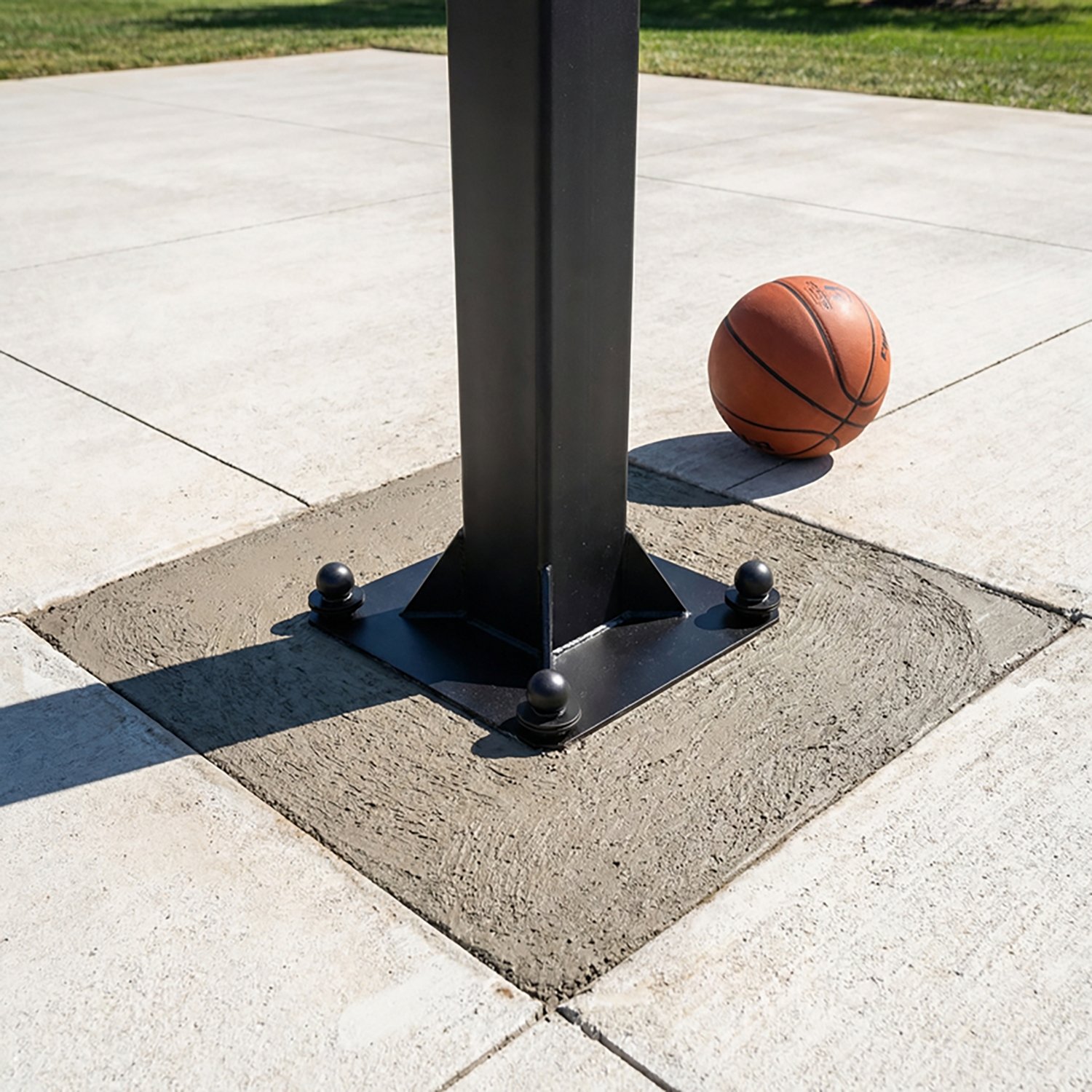 Goalrilla 8 in Basketball Hoop Anchor