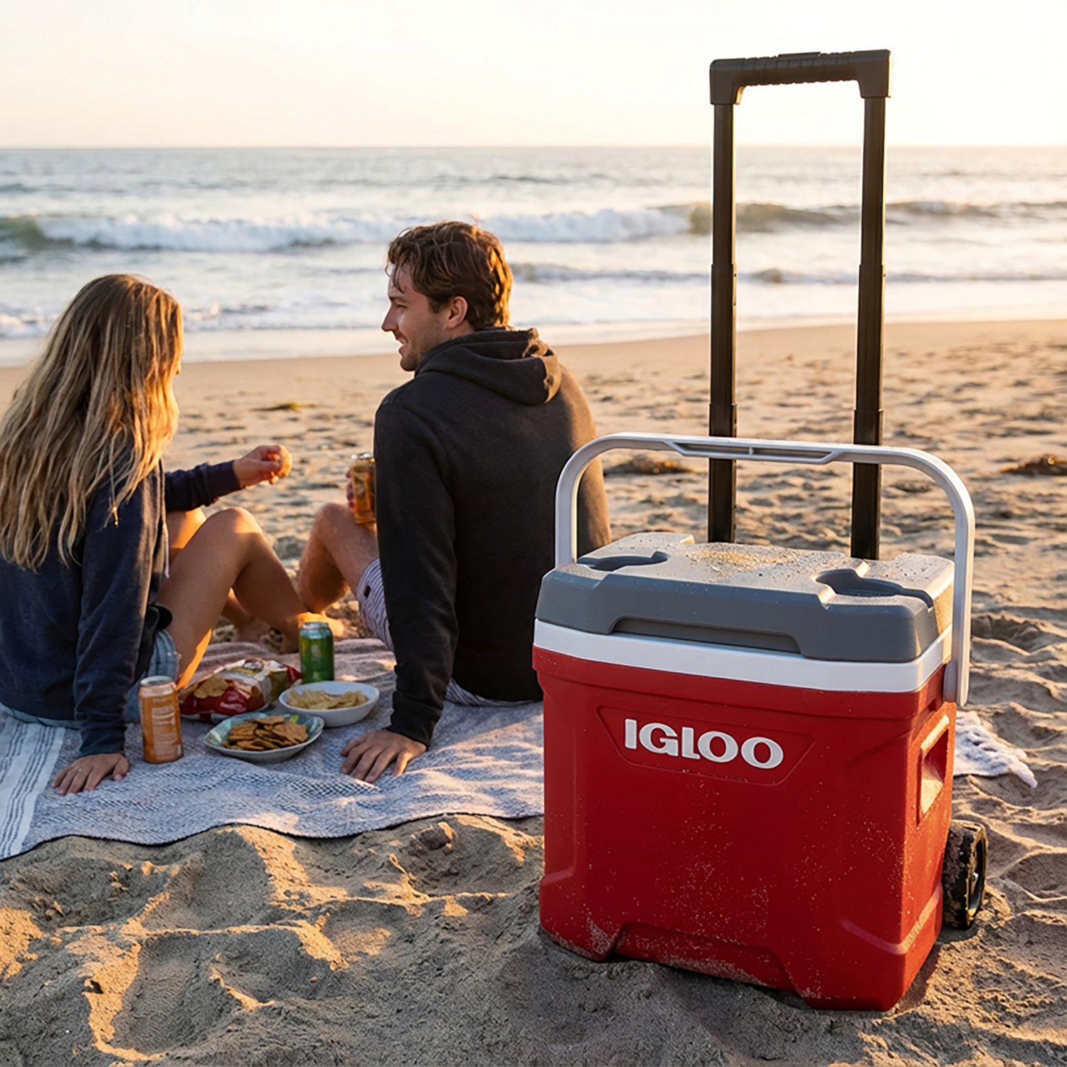 Igloo 16 qt Latitude Roller Cooler - view number 2