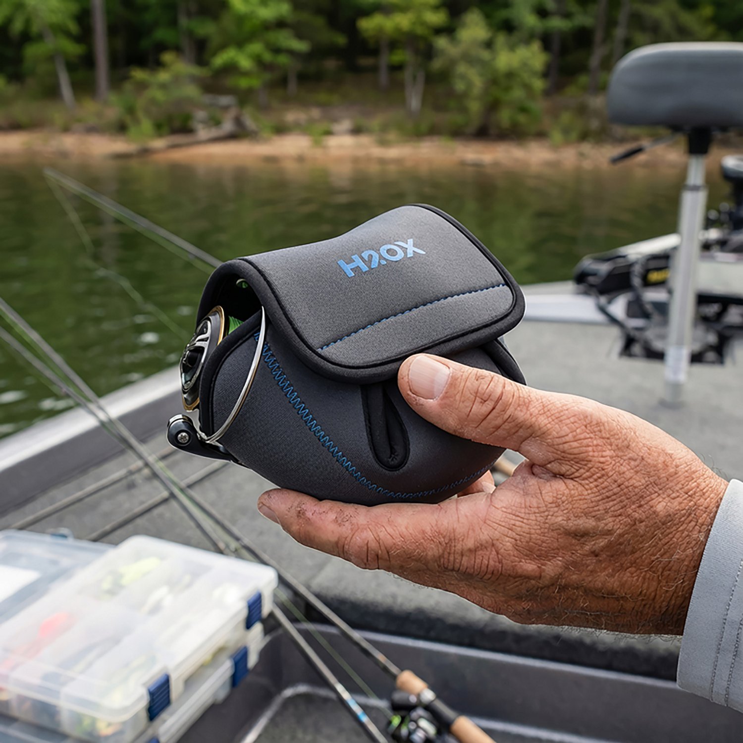 H2OX Neoprene Spinning Reel Cover - view number 2