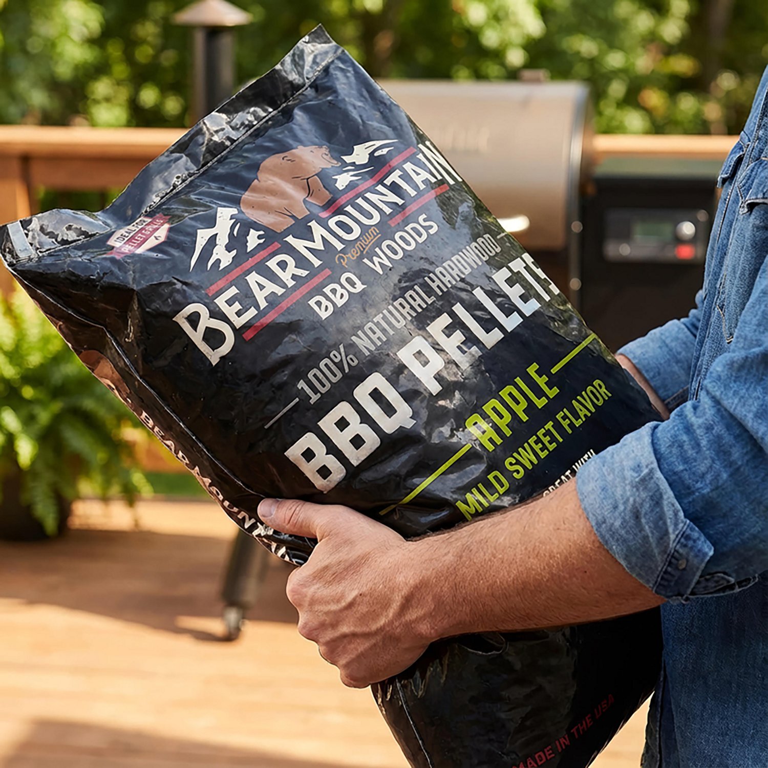 Bear Mountain BBQ Apple BBQ 20 lb Wood Pellets                                                                                   - view number 2