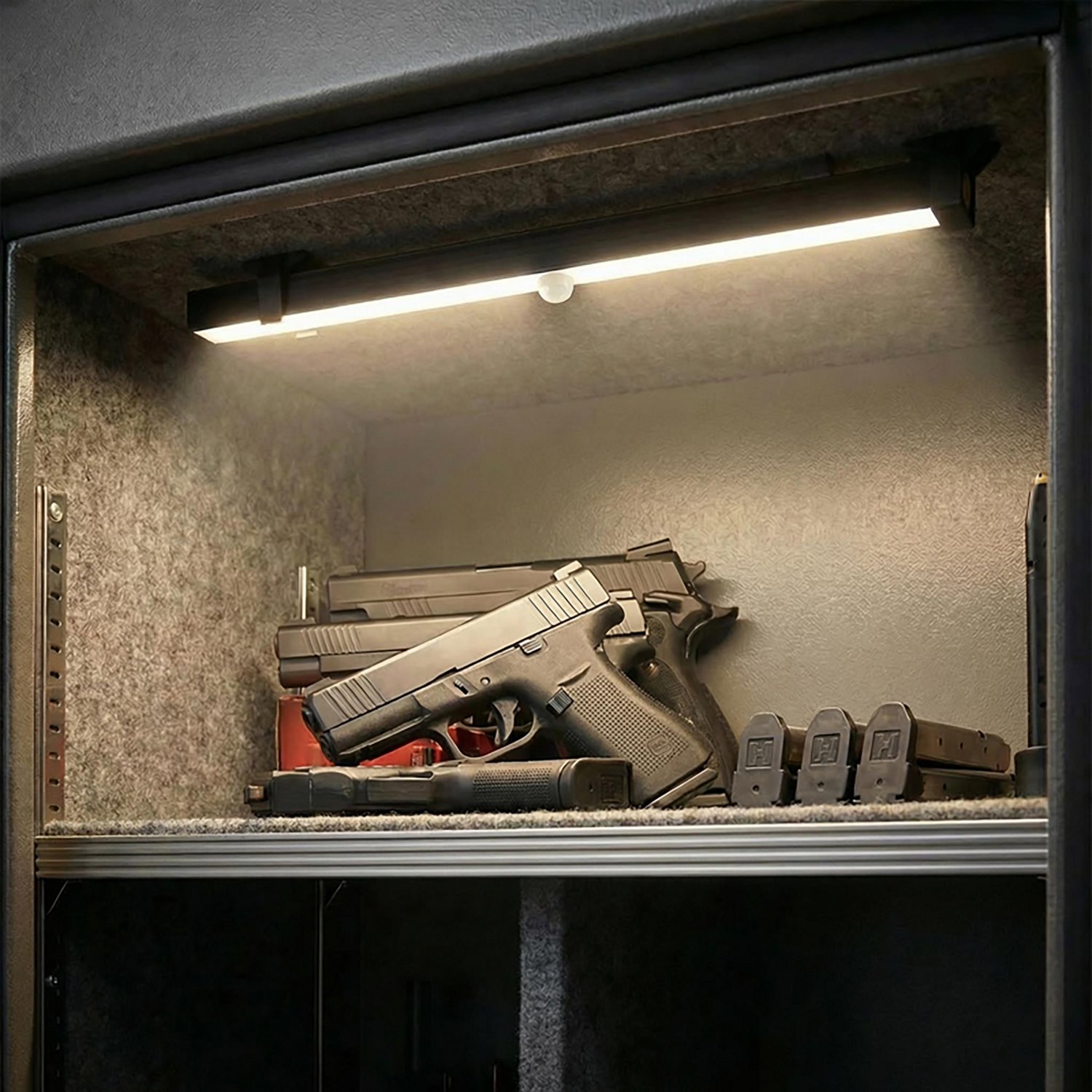 Hornady Cordless LED Safe Light                                                                                                  - view number 3