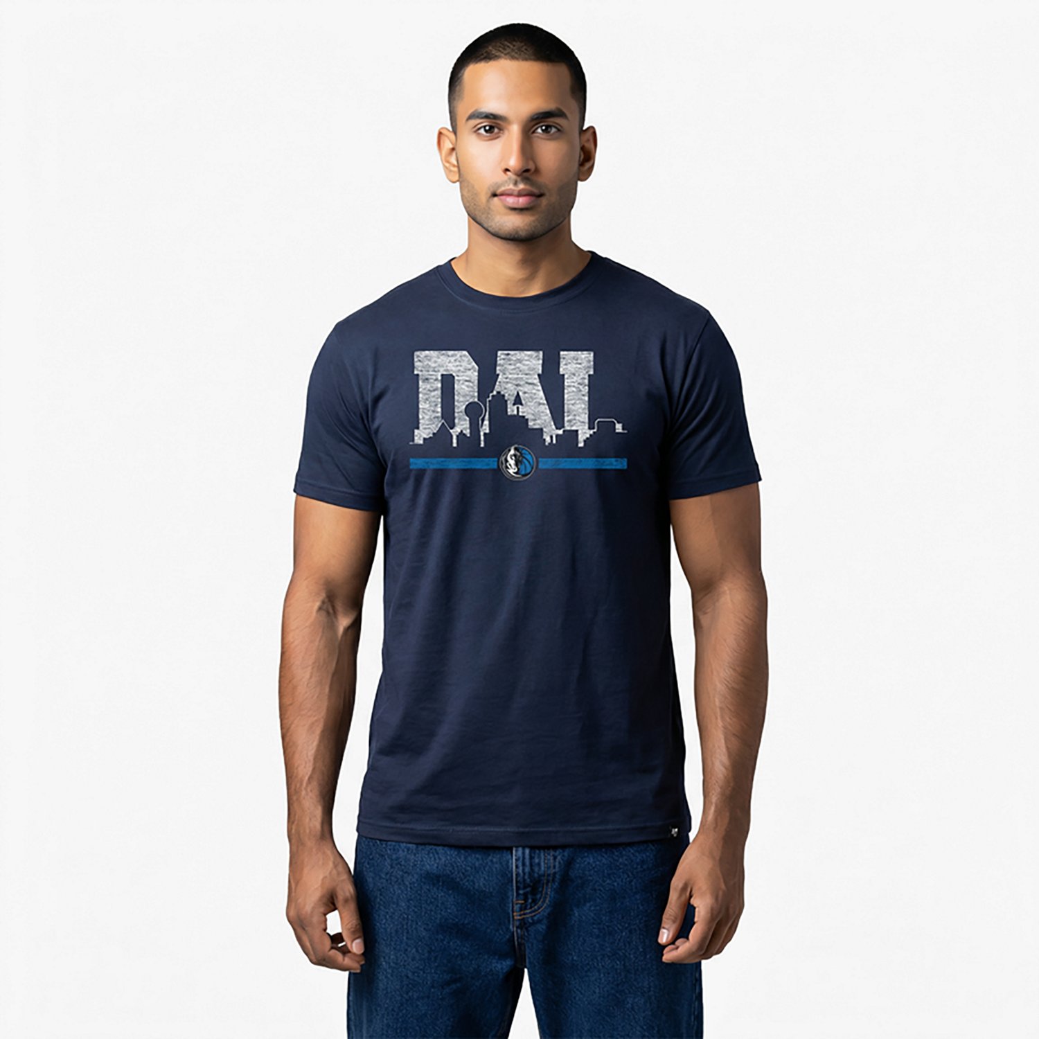 47 Men's Dallas Mavericks Regional Franklin T-shirt - view number 2