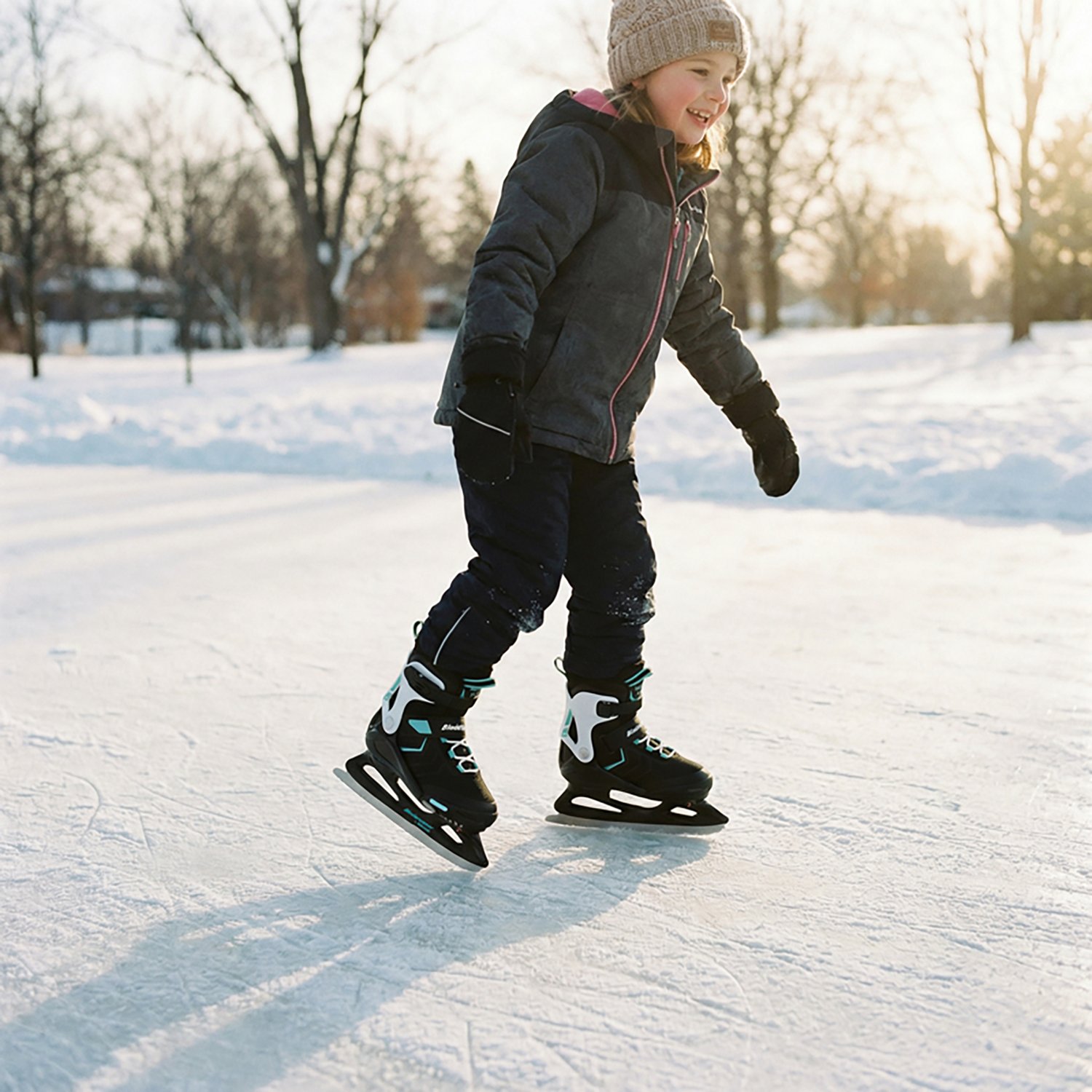 Bladerunner Junior Girls' Micro XT Adjustable Ice Skates - view number 8