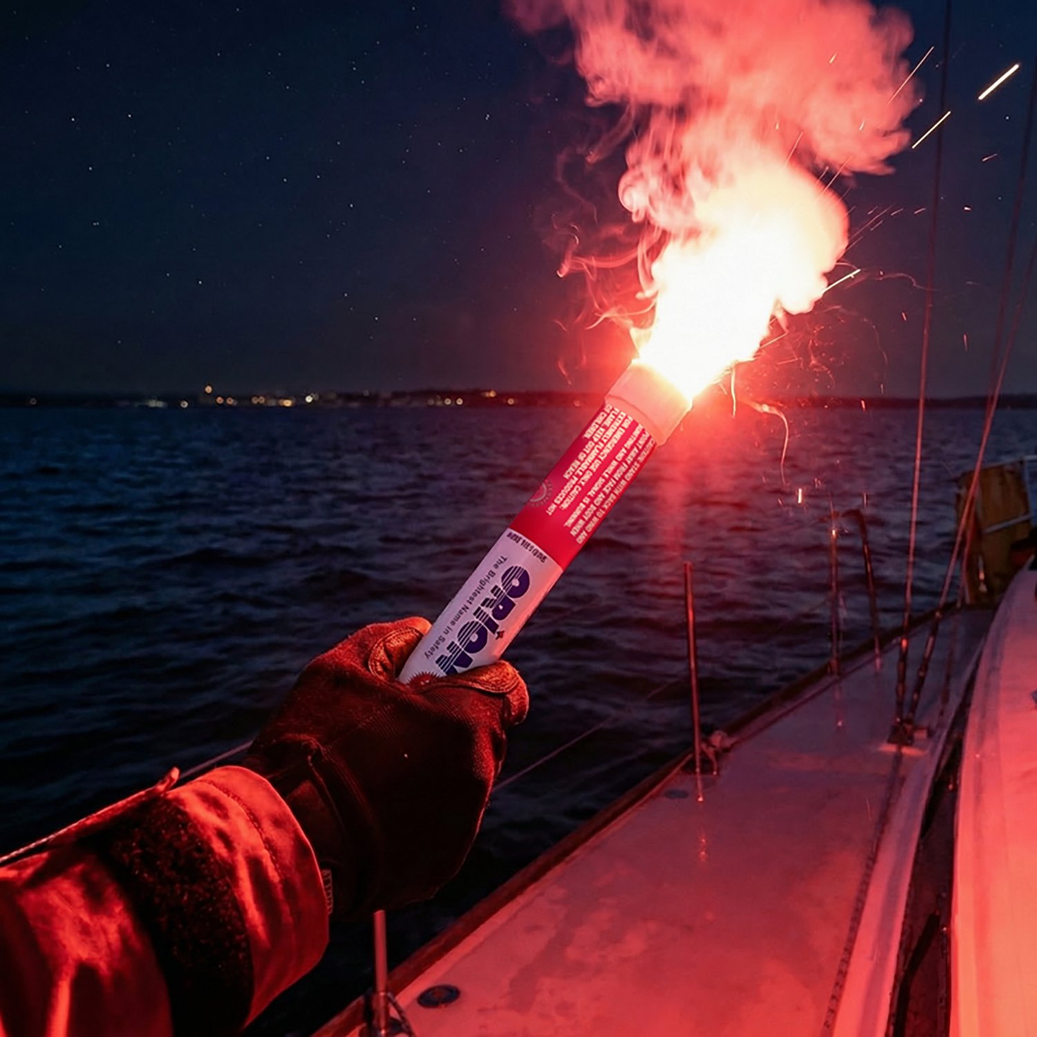 Orion Locate Basic Marine Red Handheld Flares 3-Pack - view number 3