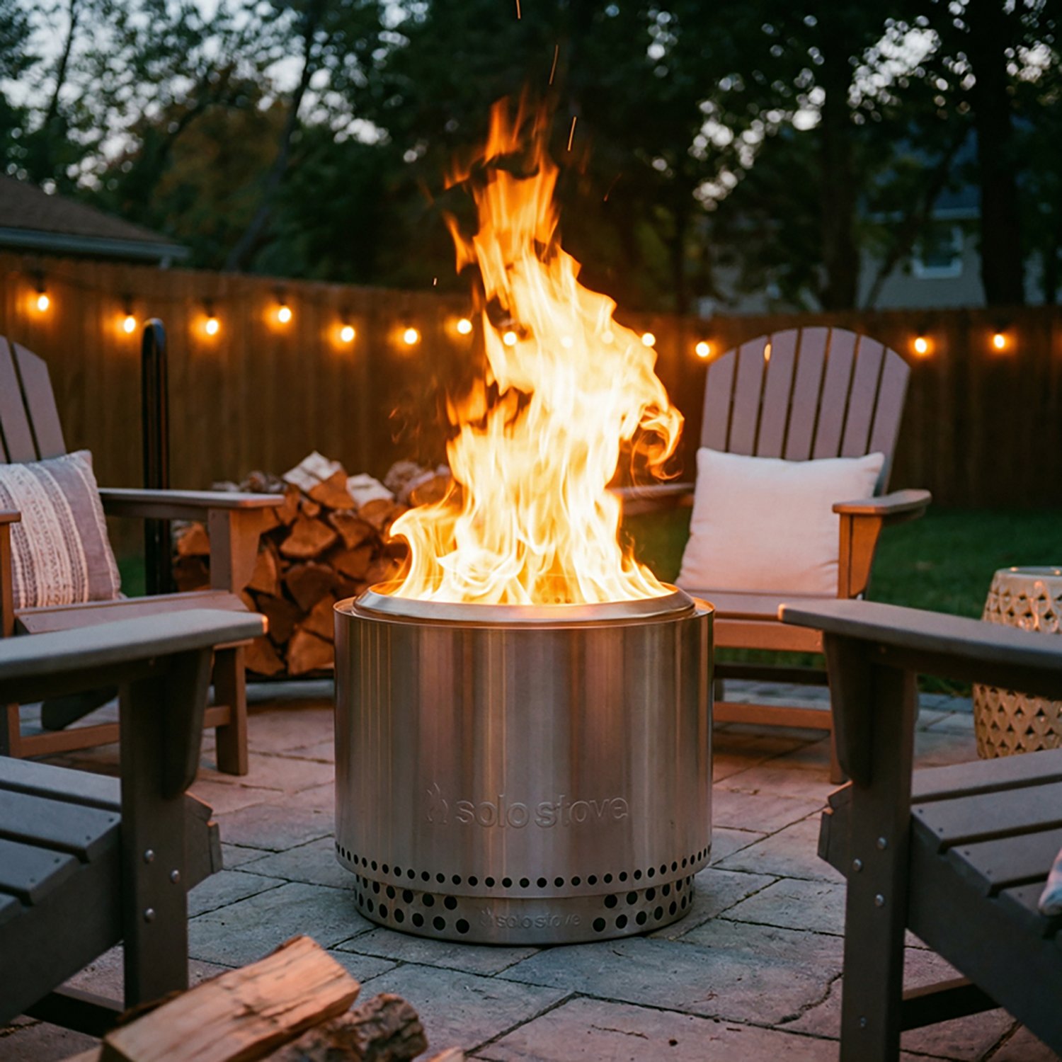 Solo Stove Bonfire 2.0 Fire Pit Bundle