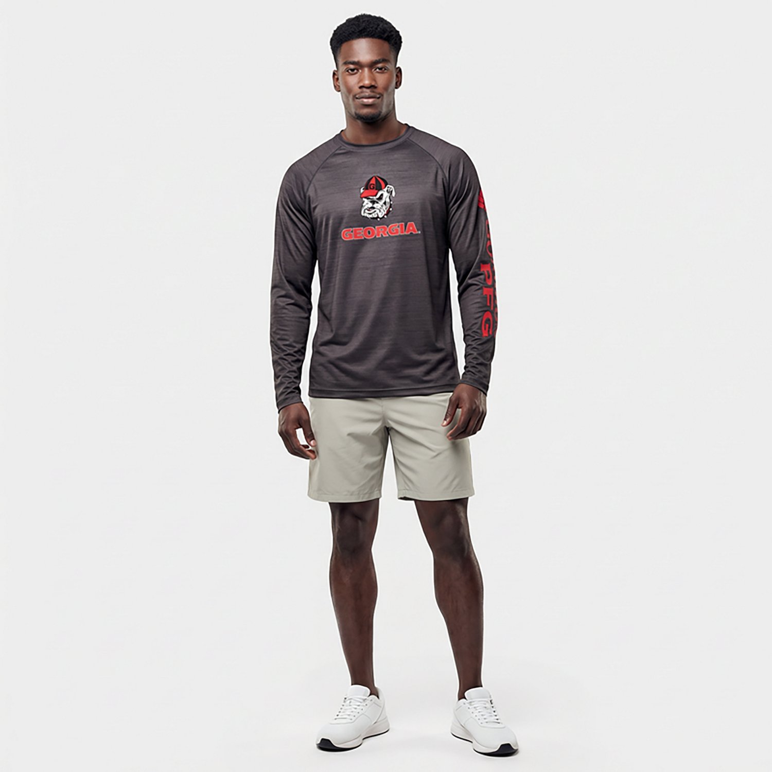 Columbia Sportswear Men's University of Georgia PFG Terminal Tackle Heather Long Sleeve Shirt - view number 6