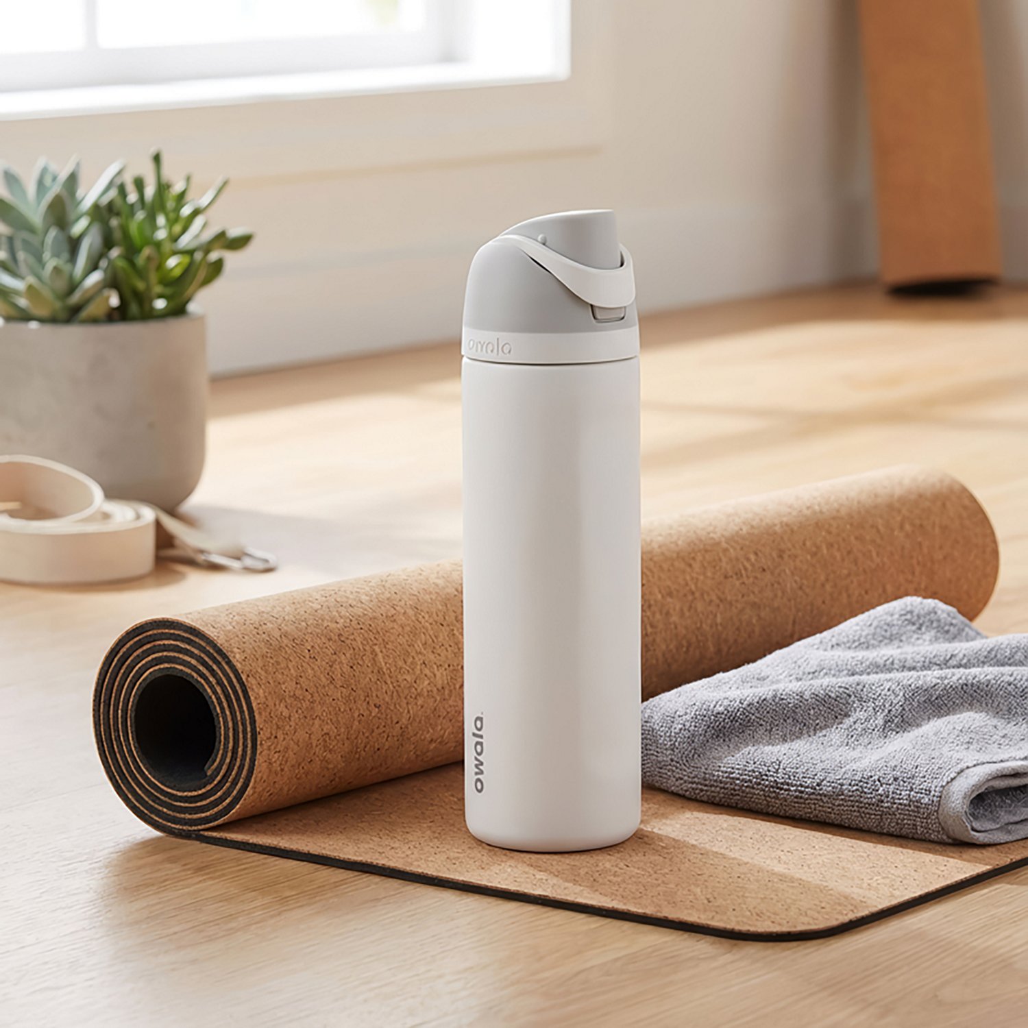 Owala FreeSip 24oz Stainless Steel Water Bottle - view number 7