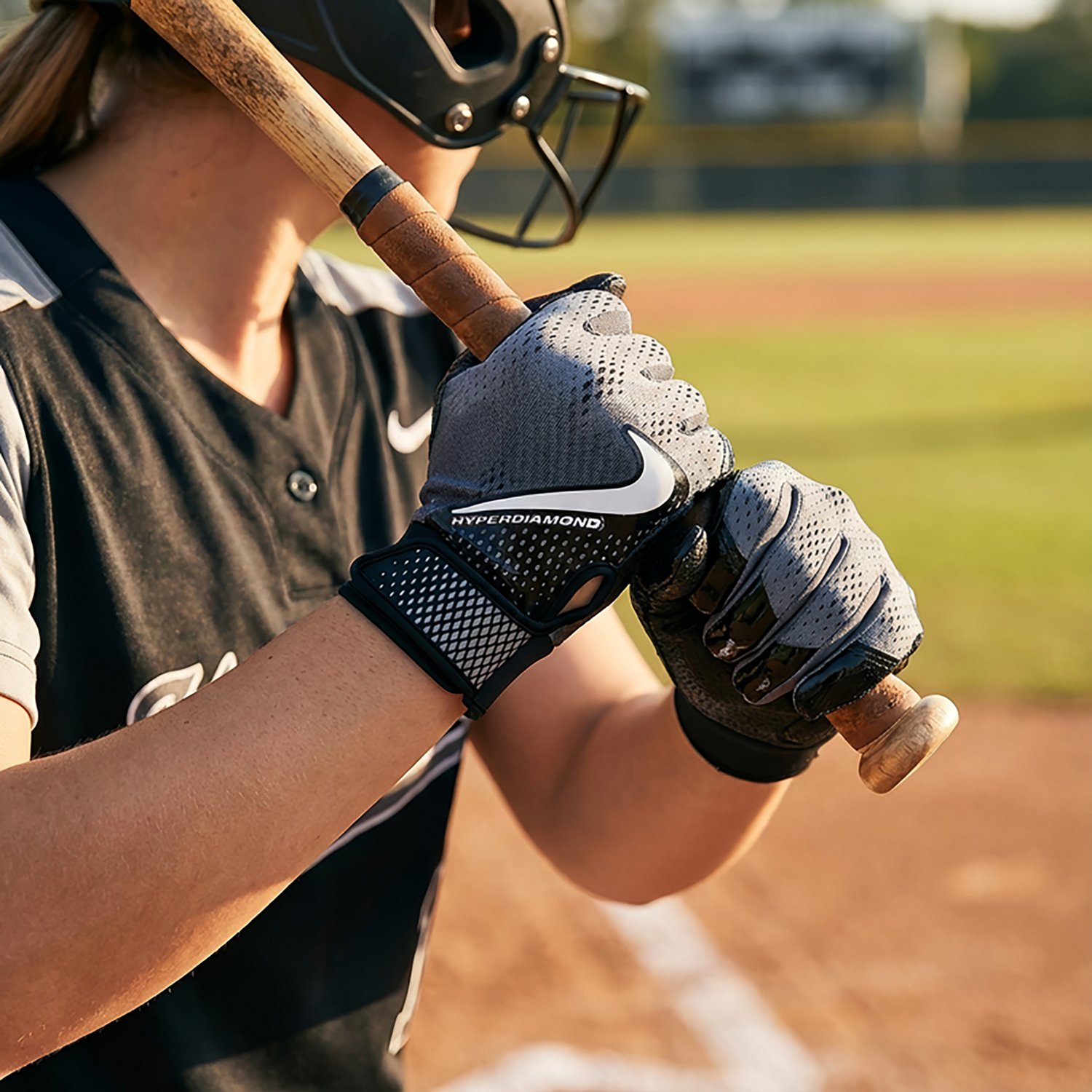 Nike Women's Hyperdiamond 3.0 Batting Glove                                                                                      - view number 4