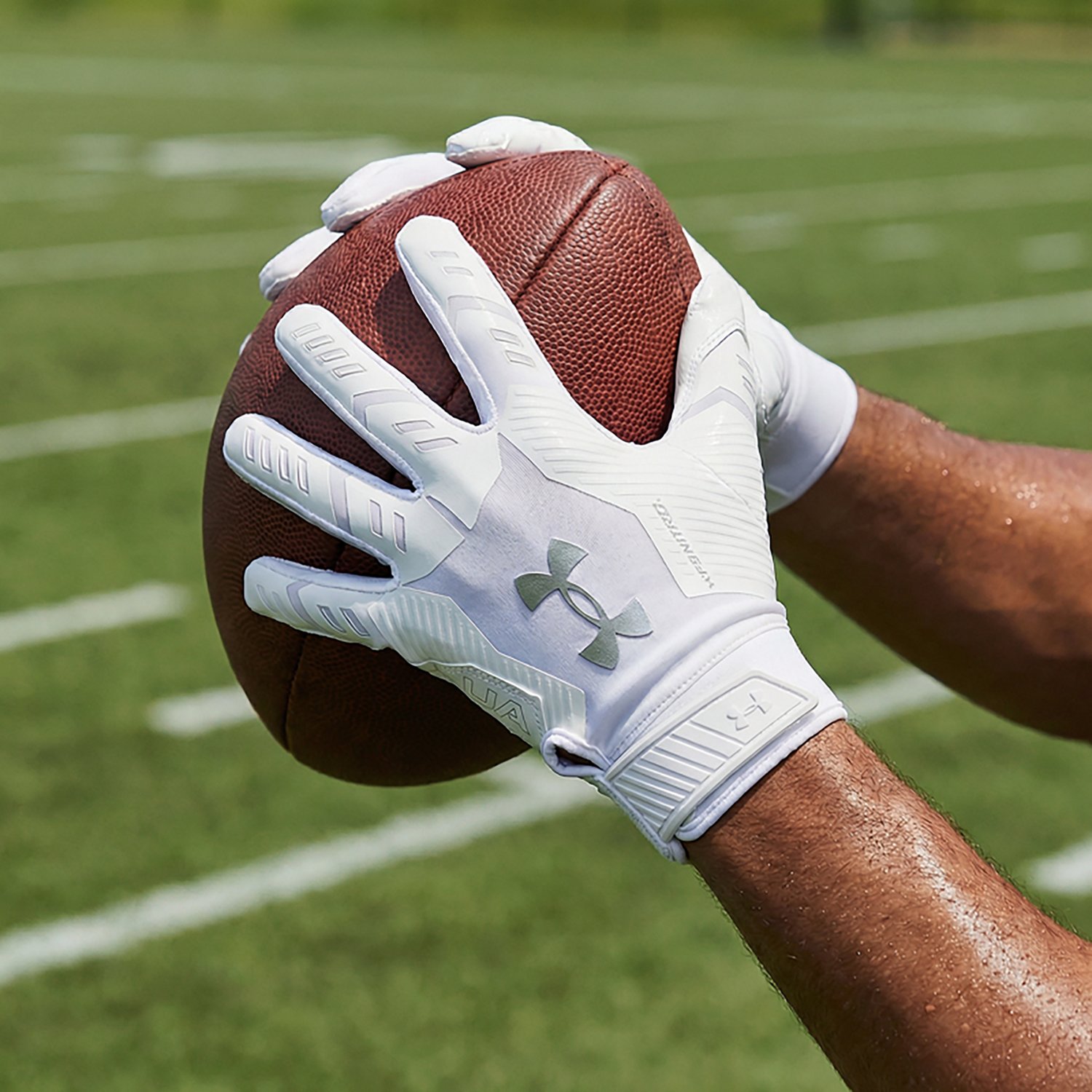 Under Armour Men's F9 Nitro Football Gloves                                                                                      - view number 4