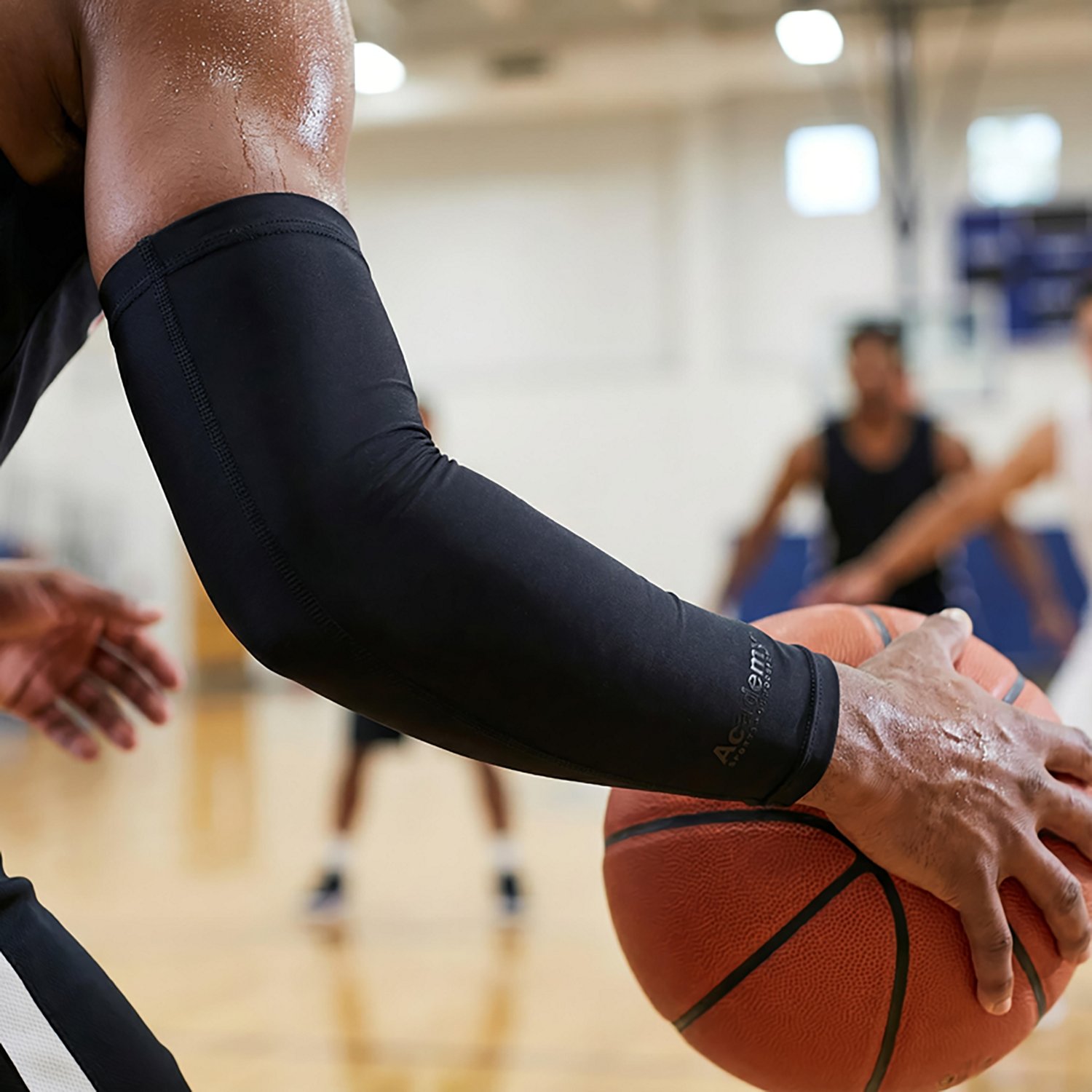 Academy Sports + Outdoors Adult Basketball Compression Arm Sleeve                                                                - view number 3